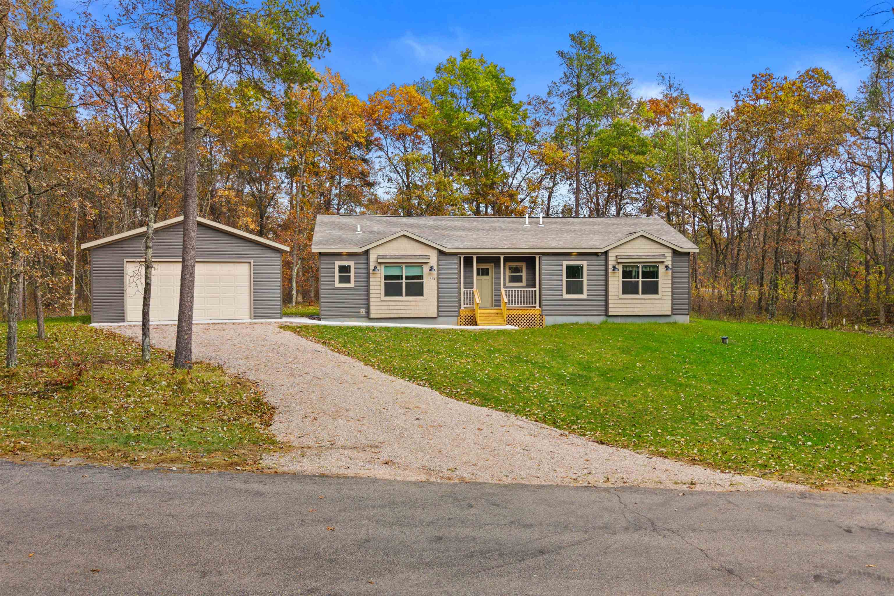 1574 OLIVE TRAIL, Nekoosa, Wisconsin 54457, 3 Bedrooms Bedrooms, ,2 BathroomsBathrooms,Residential,For Sale,1574 OLIVE TRAIL,22503112