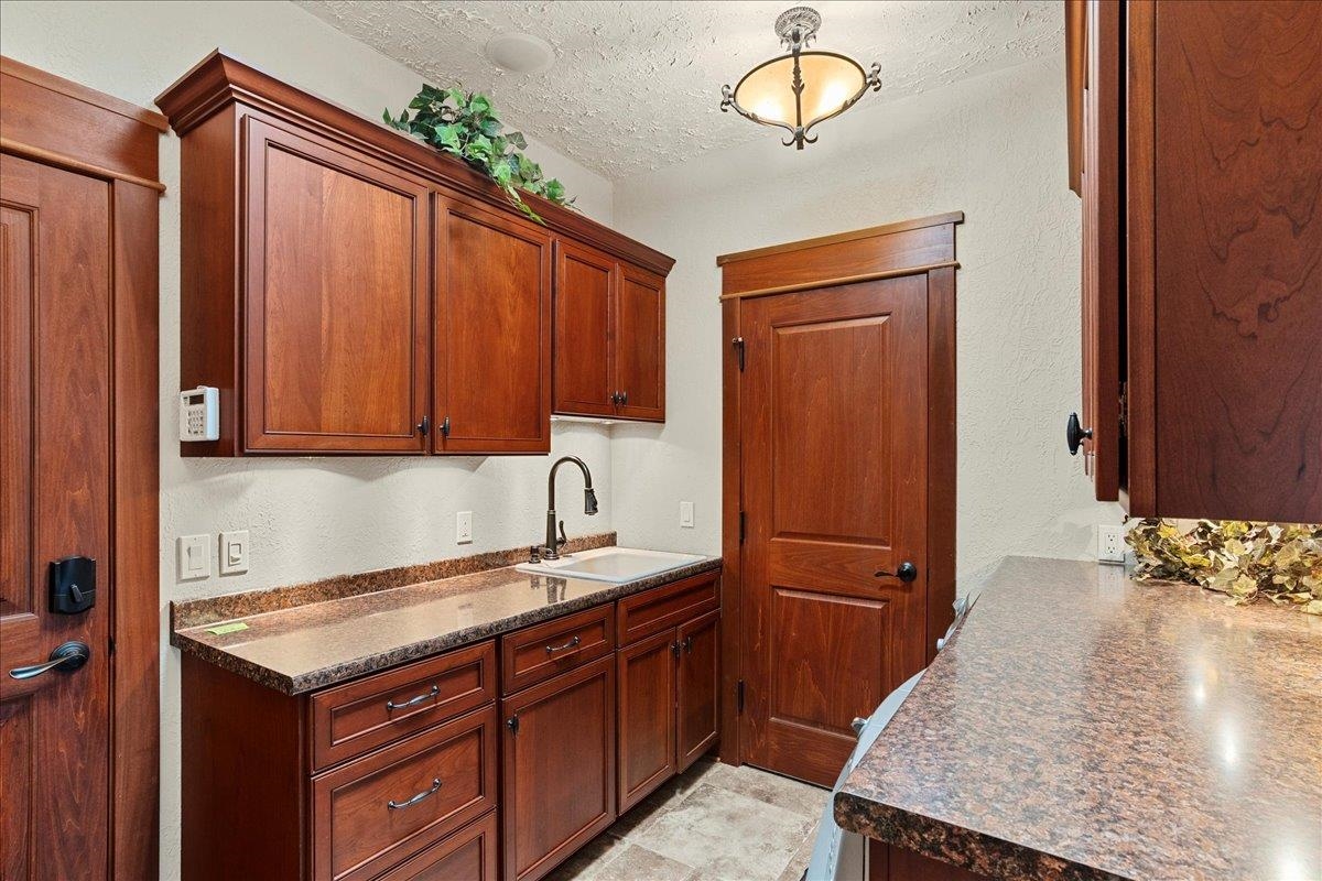 1832 PHEASANT RUN DRIVE, Marshfield, Wisconsin 54449, 2 Bedrooms Bedrooms, ,2 BathroomsBathrooms,Residential,For Sale,1832 PHEASANT RUN DRIVE,22503380