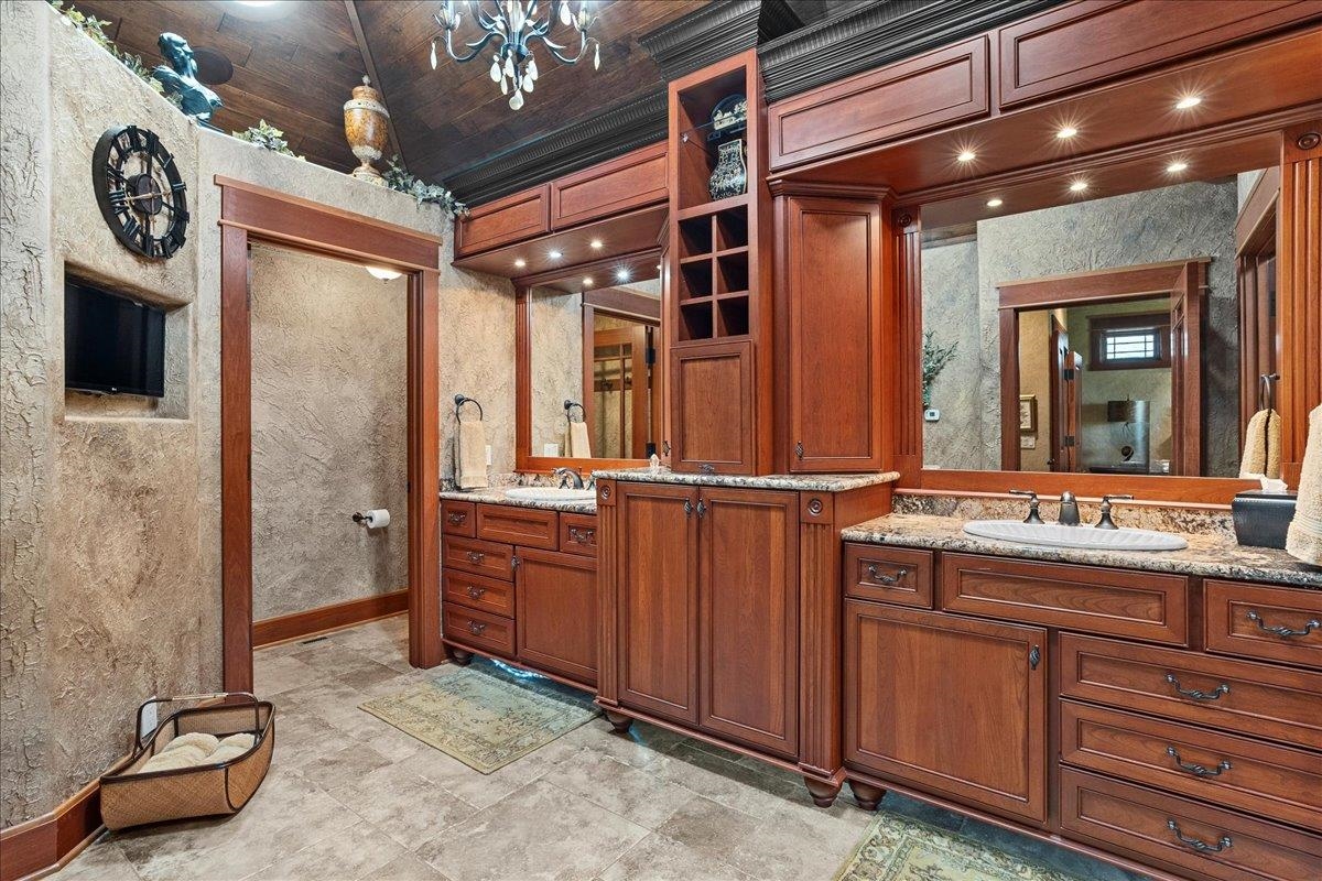 1832 PHEASANT RUN DRIVE, Marshfield, Wisconsin 54449, 2 Bedrooms Bedrooms, ,2 BathroomsBathrooms,Residential,For Sale,1832 PHEASANT RUN DRIVE,22503380