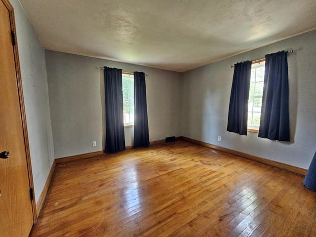 1507 S CHESTNUT AVENUE, Marshfield, Wisconsin 54449, 4 Bedrooms Bedrooms, ,2 BathroomsBathrooms,Residential,For Sale,1507 S CHESTNUT AVENUE,22503546