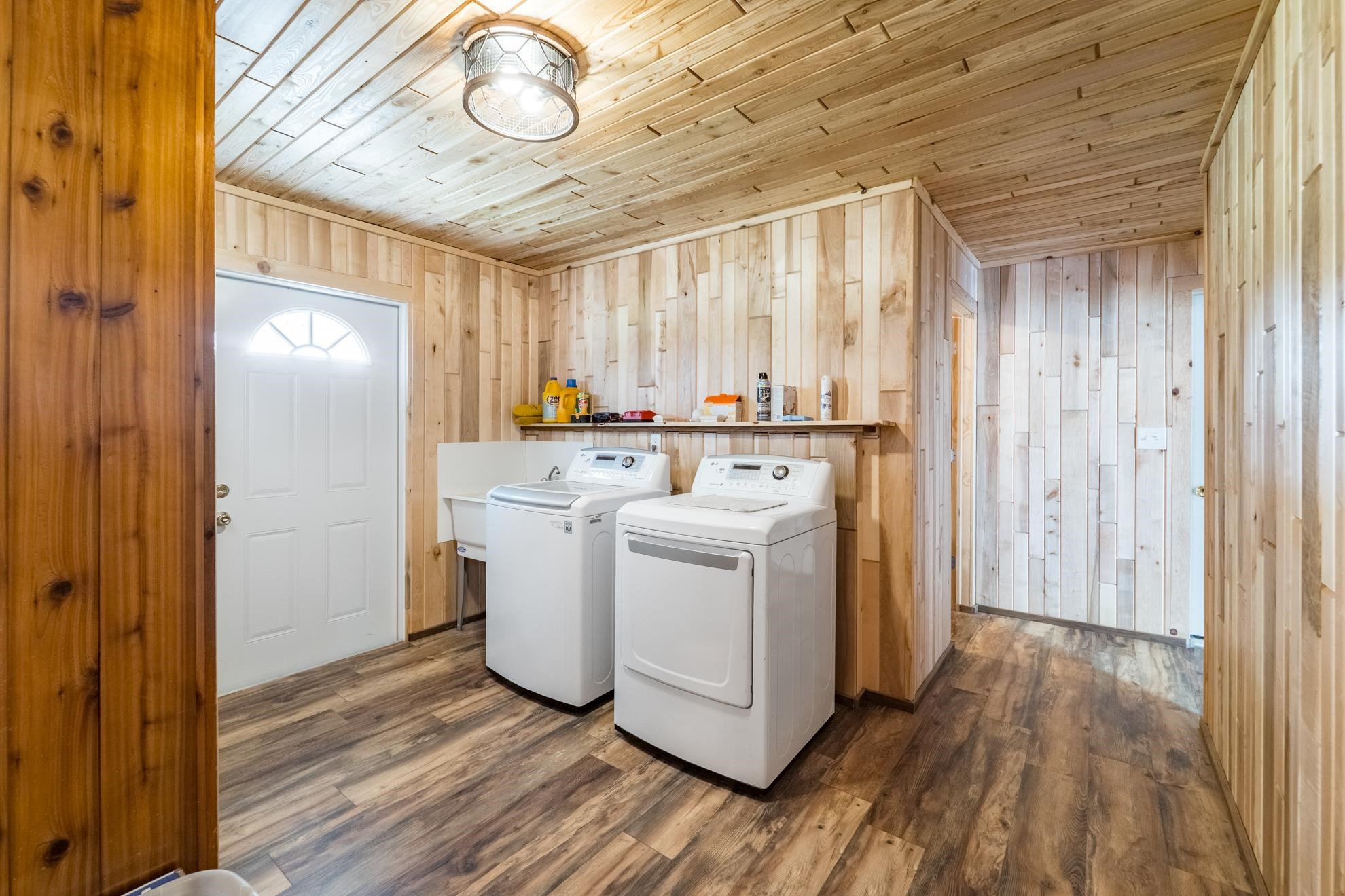 190 COUNTY ROAD N, Birnamwood, Wisconsin 54414, 3 Bedrooms Bedrooms, ,2 BathroomsBathrooms,Residential,For Sale,190 COUNTY ROAD N,22503566