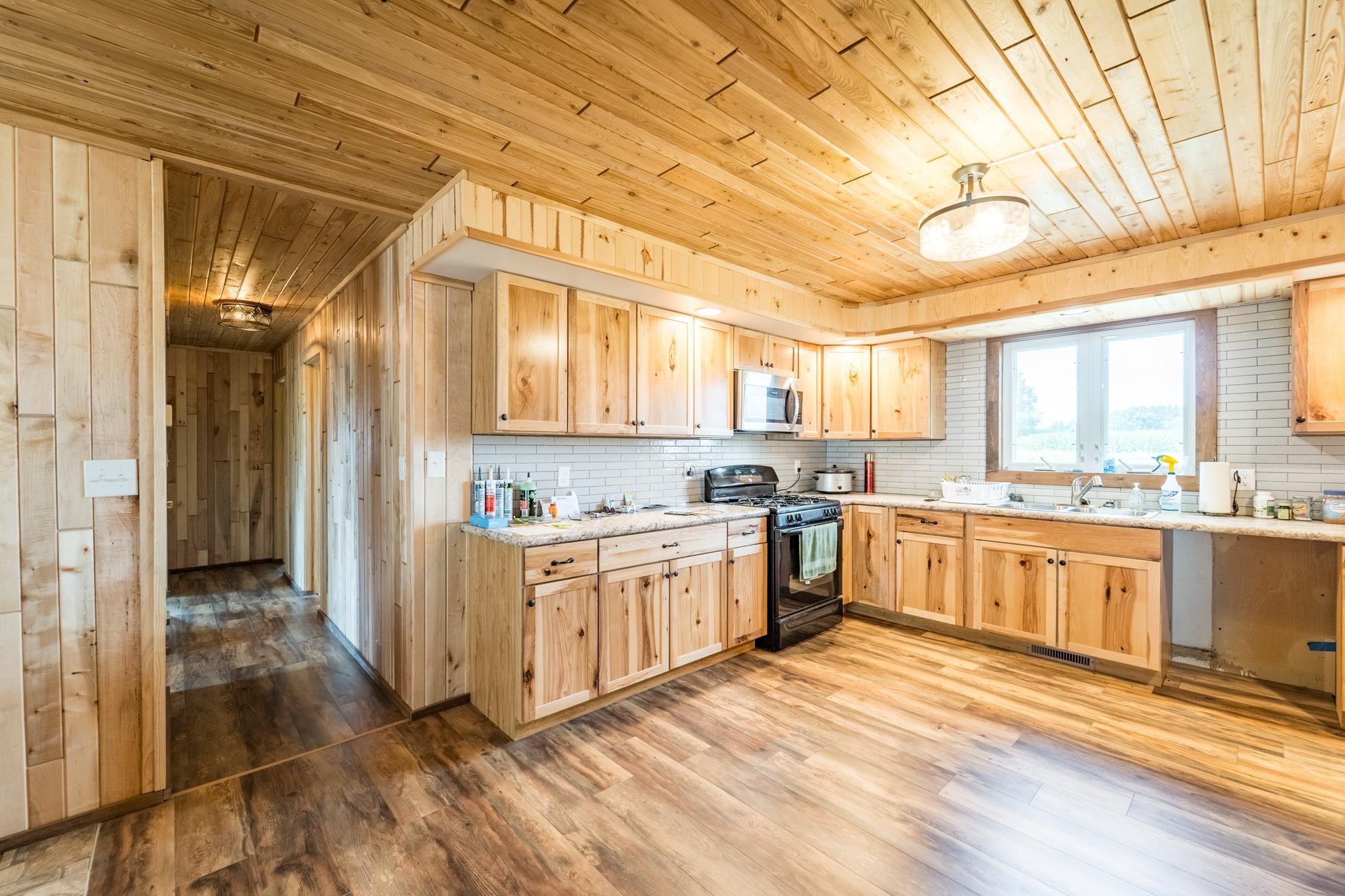 190 COUNTY ROAD N, Birnamwood, Wisconsin 54414, 3 Bedrooms Bedrooms, ,2 BathroomsBathrooms,Residential,For Sale,190 COUNTY ROAD N,22503566