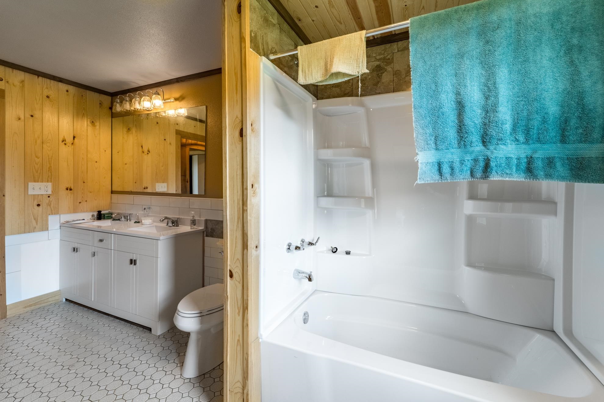 190 COUNTY ROAD N, Birnamwood, Wisconsin 54414, 3 Bedrooms Bedrooms, ,2 BathroomsBathrooms,Residential,For Sale,190 COUNTY ROAD N,22503566