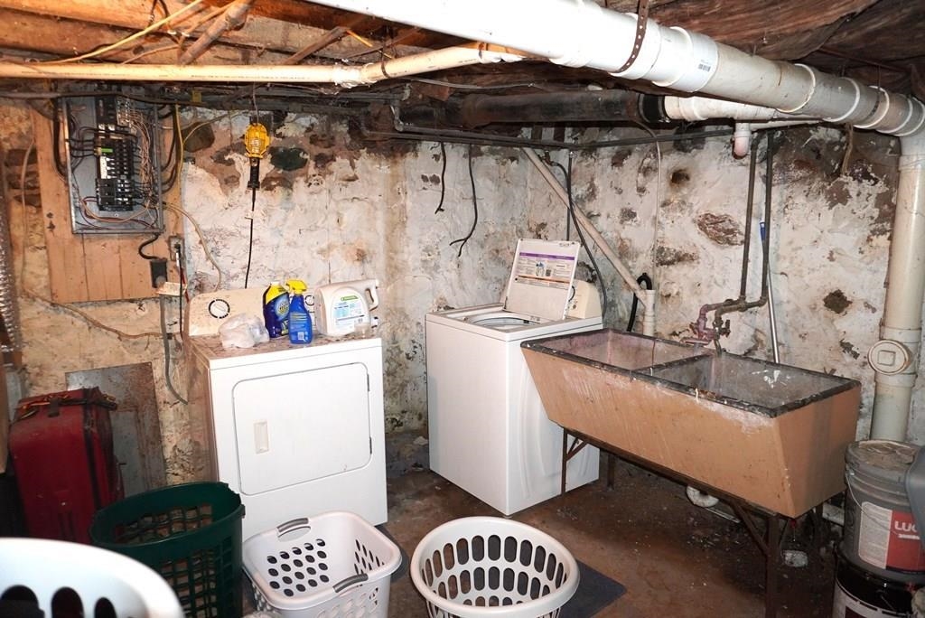 106 N STATE STREET, Merrill, Wisconsin 54452, 3 Bedrooms Bedrooms, ,1 BathroomBathrooms,Residential,For Sale,106 N STATE STREET,22503938