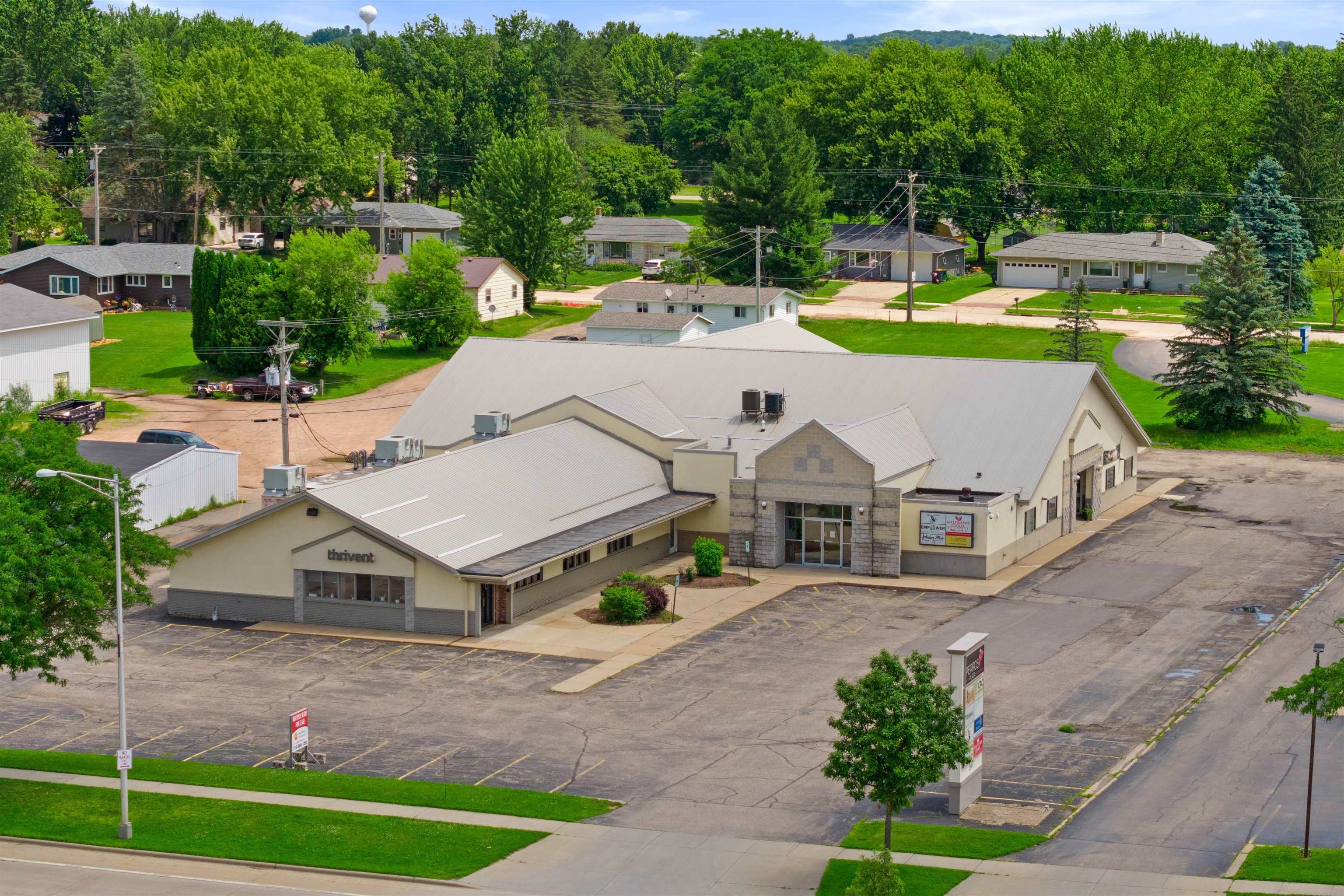 2001 S CENTRAL AVENUE, Marshfield, Wisconsin 54449, ,Commercial/industrial,For Rent,2001 S CENTRAL AVENUE,22503969