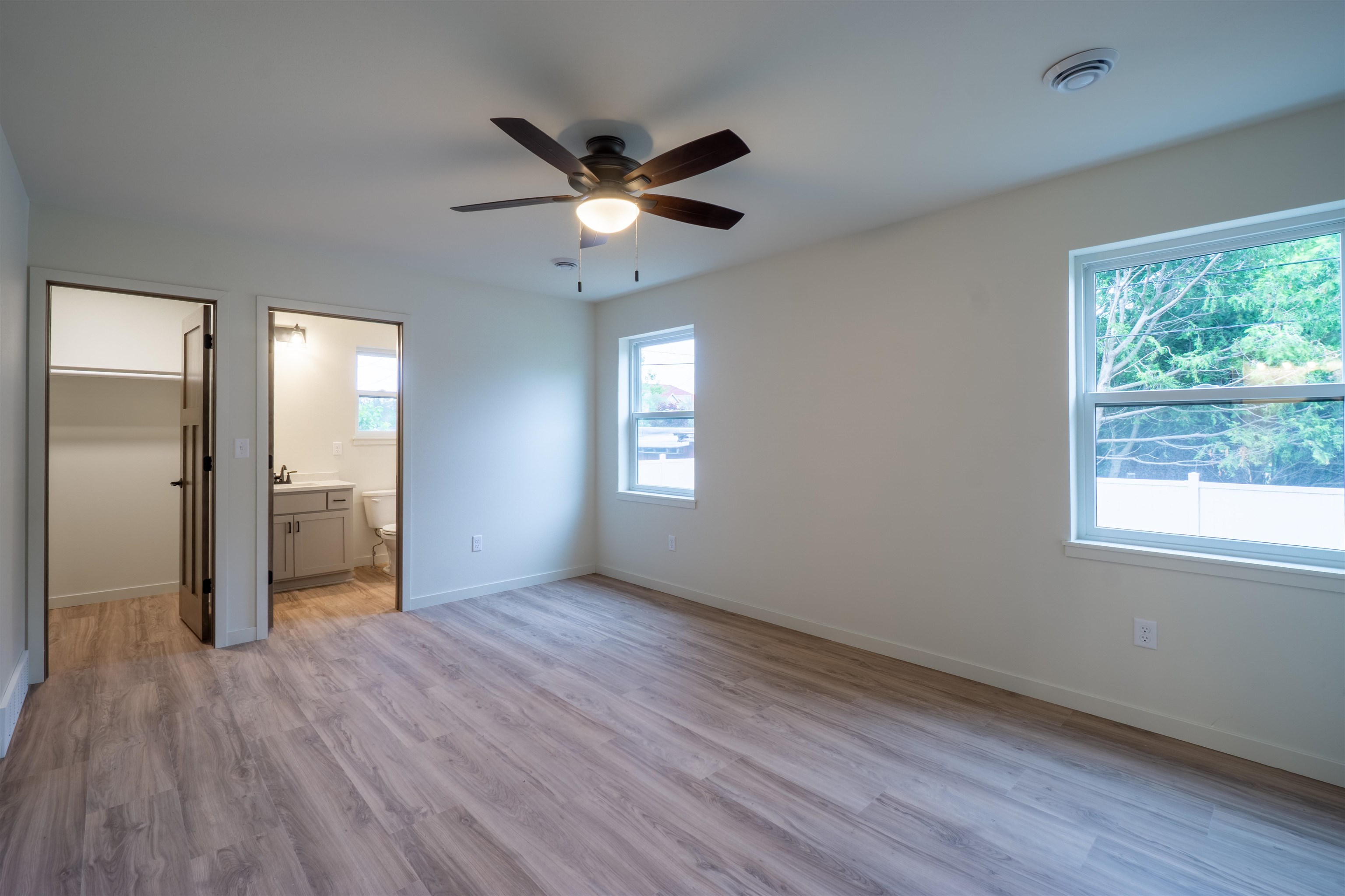 704 THORNAPPLE STREET, Marathon, Wisconsin 54448, 3 Bedrooms Bedrooms, ,3 BathroomsBathrooms,Residential,For Sale,704 THORNAPPLE STREET,22503977