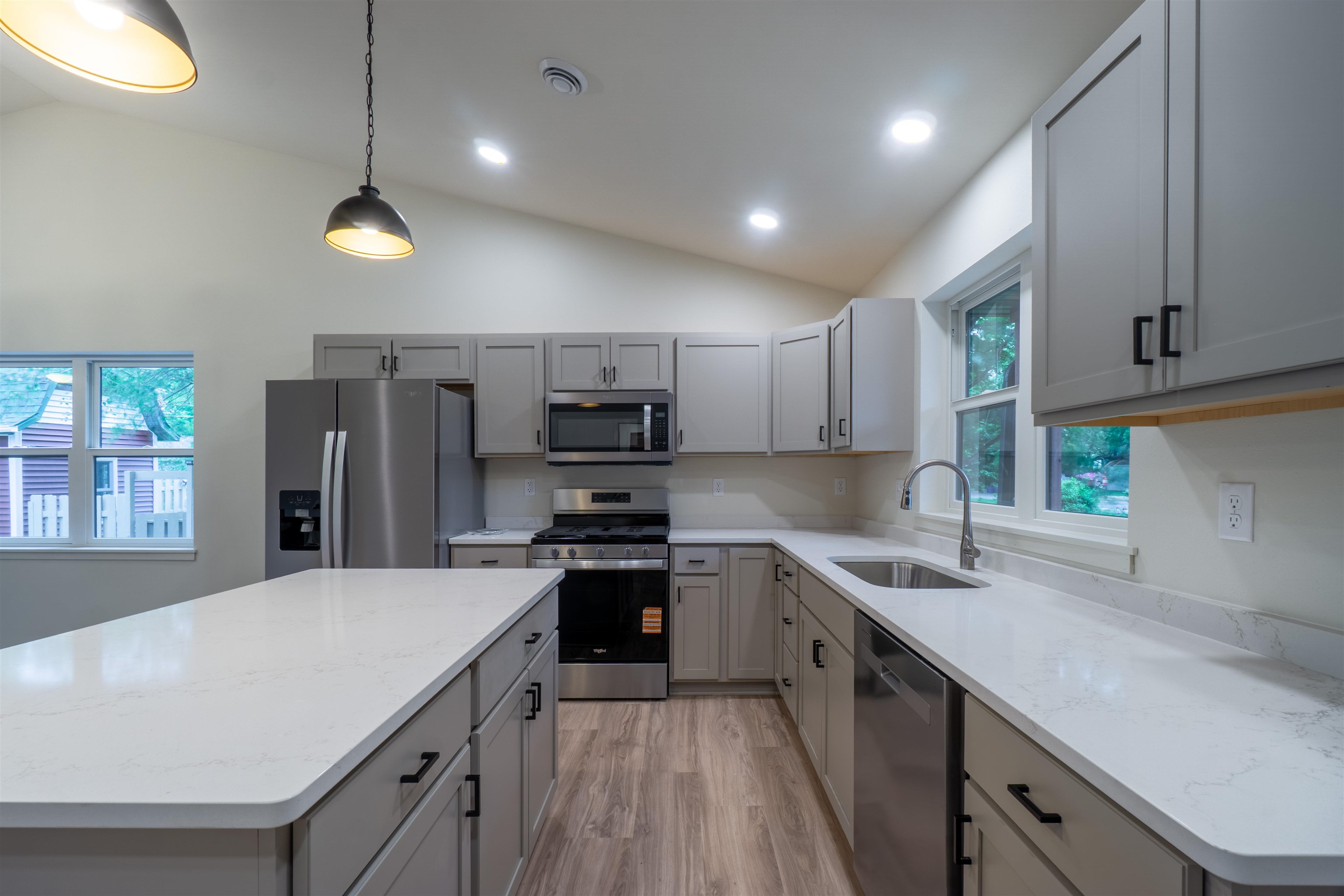 704 THORNAPPLE STREET, Marathon, Wisconsin 54448, 3 Bedrooms Bedrooms, ,3 BathroomsBathrooms,Residential,For Sale,704 THORNAPPLE STREET,22503977