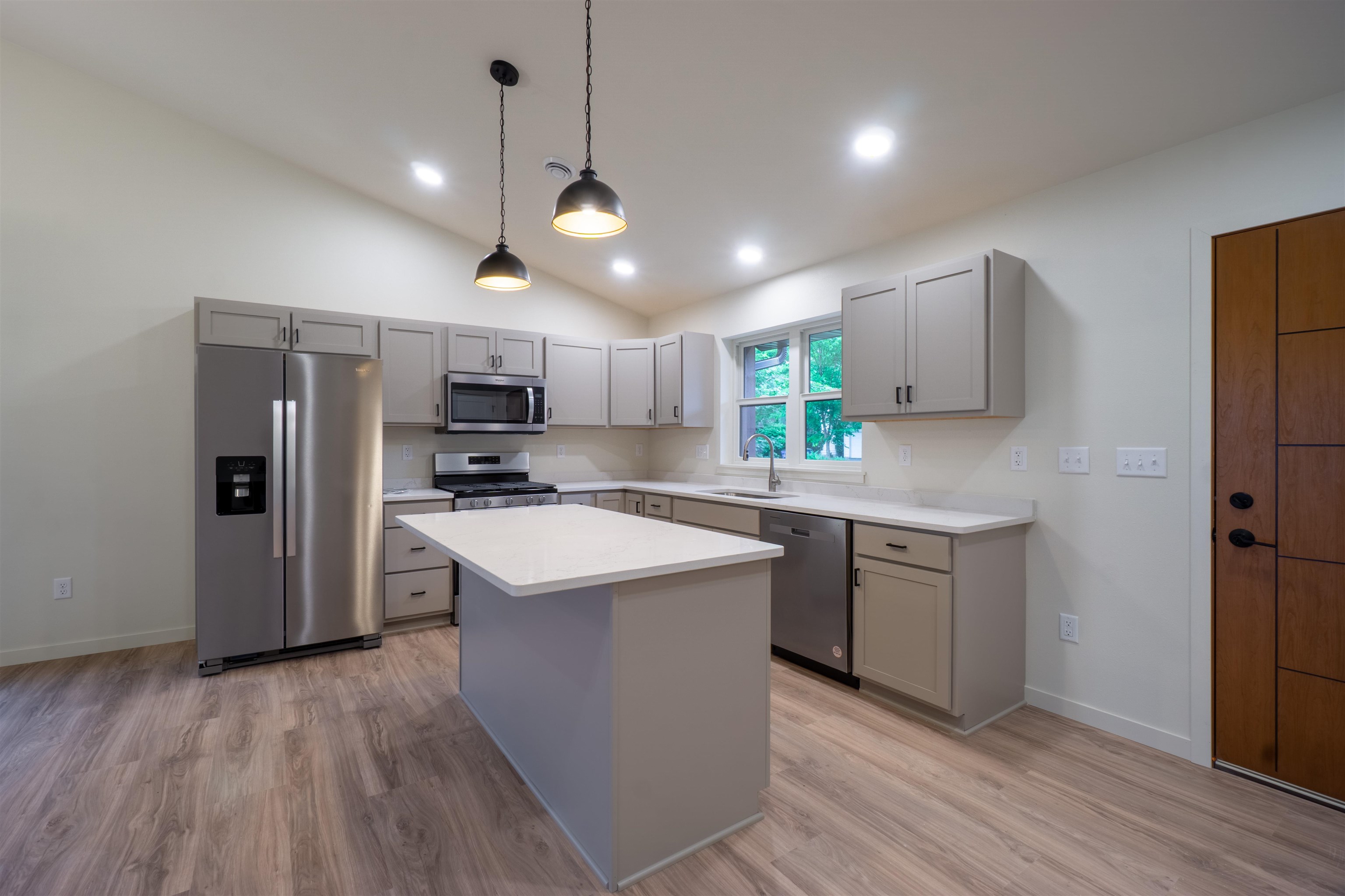 704 THORNAPPLE STREET, Marathon, Wisconsin 54448, 3 Bedrooms Bedrooms, ,3 BathroomsBathrooms,Residential,For Sale,704 THORNAPPLE STREET,22503977