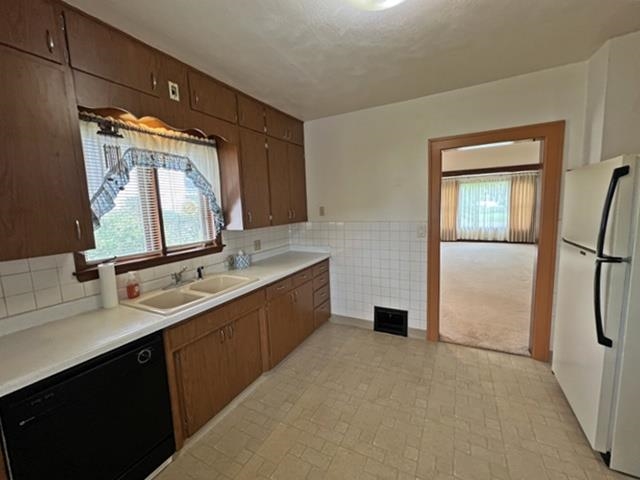 504 S PEACH AVENUE, Marshfield, Wisconsin 54449, 4 Bedrooms Bedrooms, ,2 BathroomsBathrooms,Residential,For Sale,504 S PEACH AVENUE,22504027