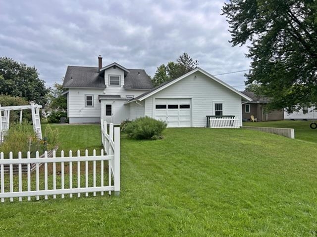 504 S PEACH AVENUE, Marshfield, Wisconsin 54449, 4 Bedrooms Bedrooms, ,2 BathroomsBathrooms,Residential,For Sale,504 S PEACH AVENUE,22504027