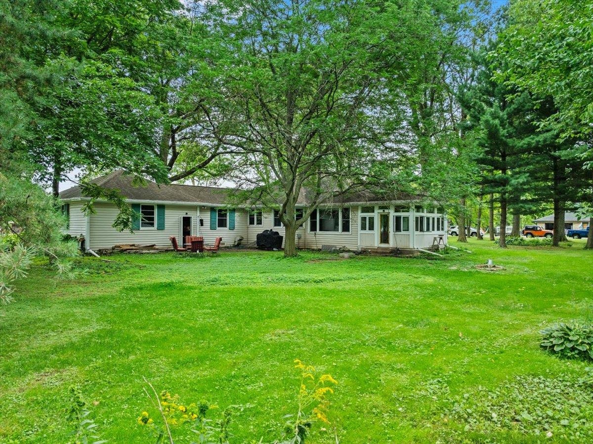 718 S DRAKE AVENUE, Marshfield, Wisconsin 54449-9999, 4 Bedrooms Bedrooms, ,3 BathroomsBathrooms,Residential,For Sale,718 S DRAKE AVENUE,22504034