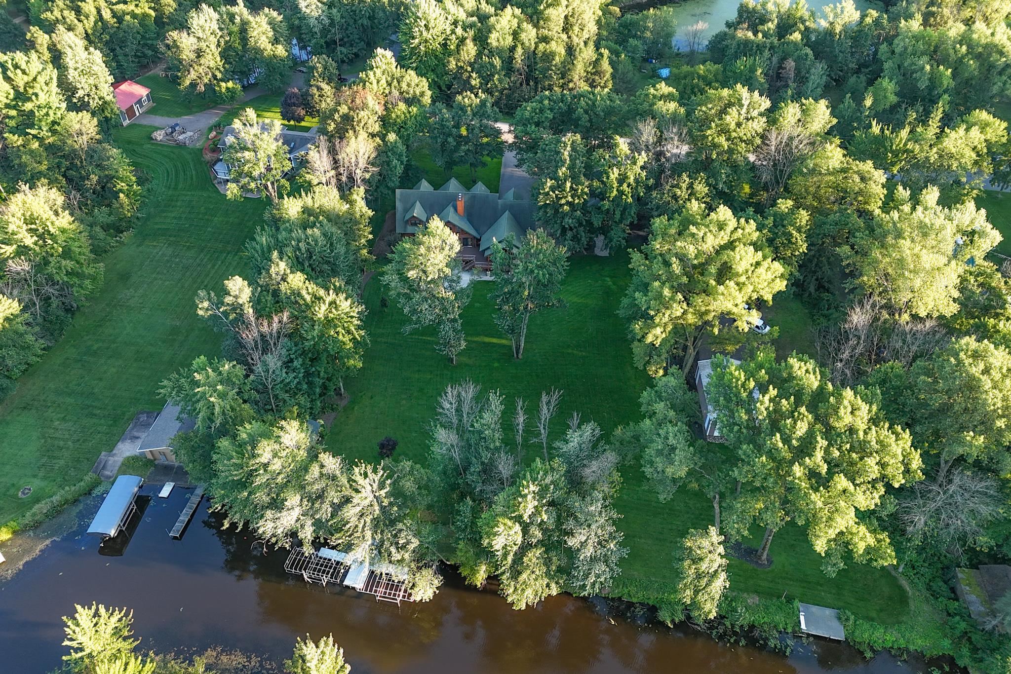 4689 LAKE DRIVE, Wisconsin Rapids, Wisconsin 54494, 5 Bedrooms Bedrooms, ,4 BathroomsBathrooms,Residential,For Sale,4689 LAKE DRIVE,22504158