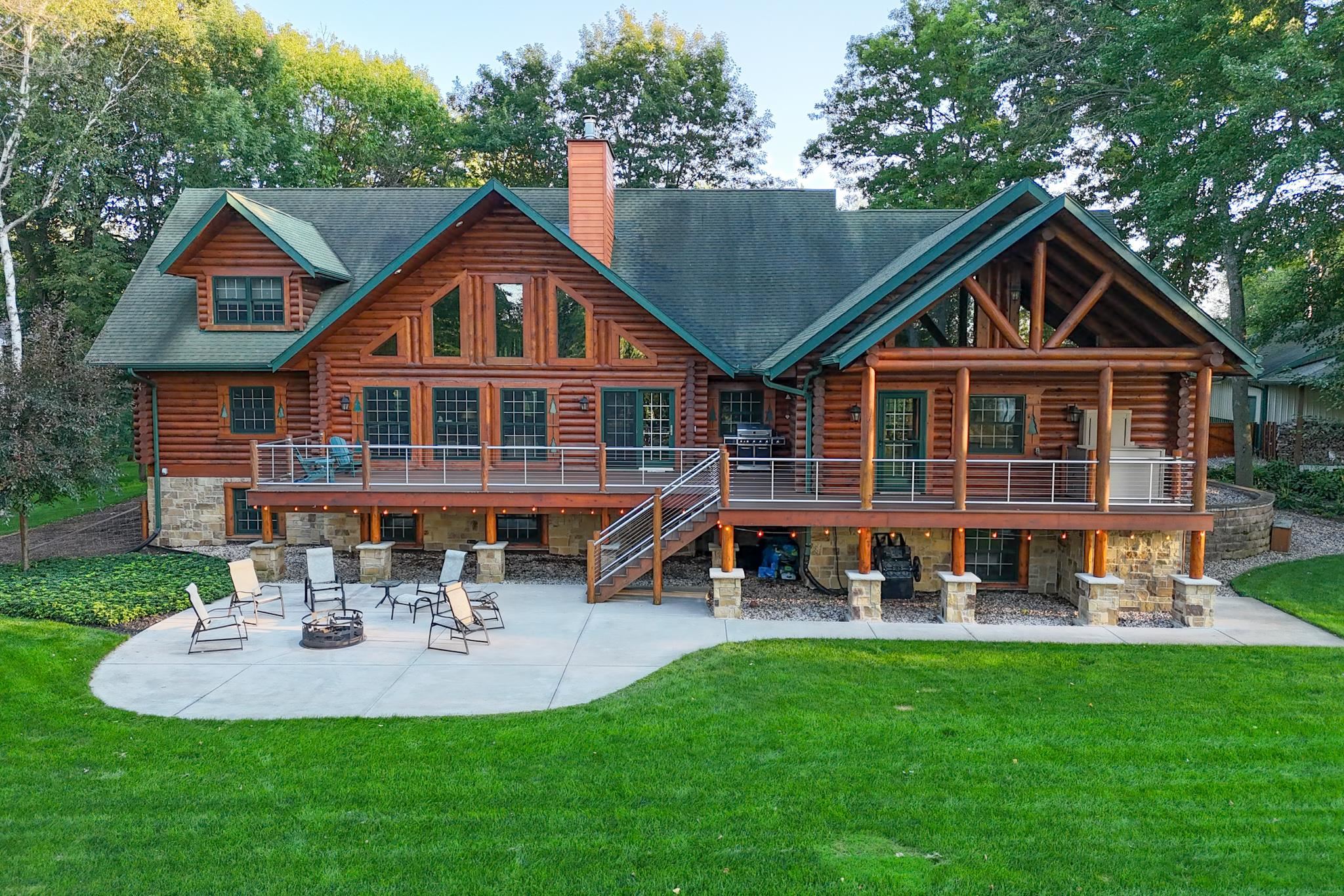 4689 LAKE DRIVE, Wisconsin Rapids, Wisconsin 54494, 5 Bedrooms Bedrooms, ,4 BathroomsBathrooms,Residential,For Sale,4689 LAKE DRIVE,22504158