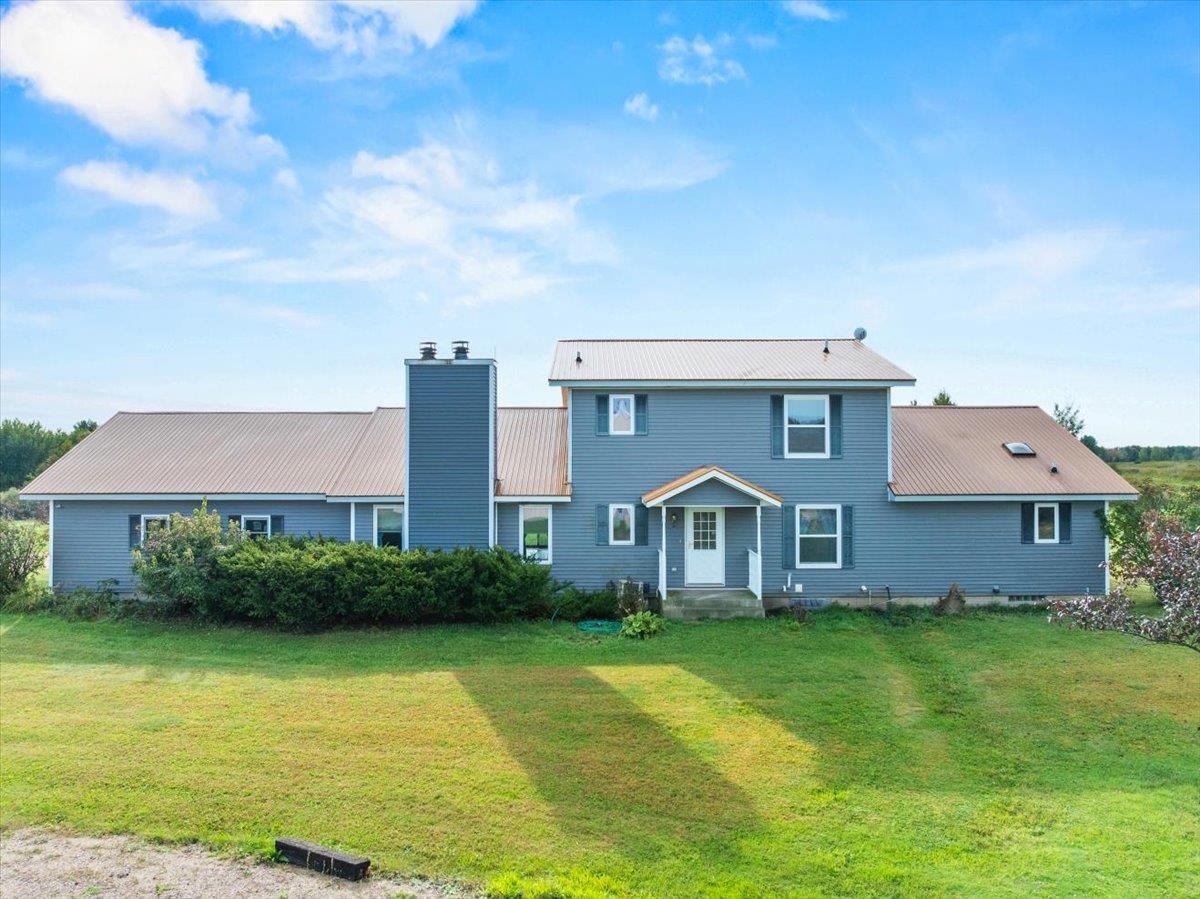 228749 CHESTNUT HILL LANE, Abbotsford, Wisconsin 54405, 4 Bedrooms Bedrooms, ,3 BathroomsBathrooms,Residential,For Sale,228749 CHESTNUT HILL LANE,22504168