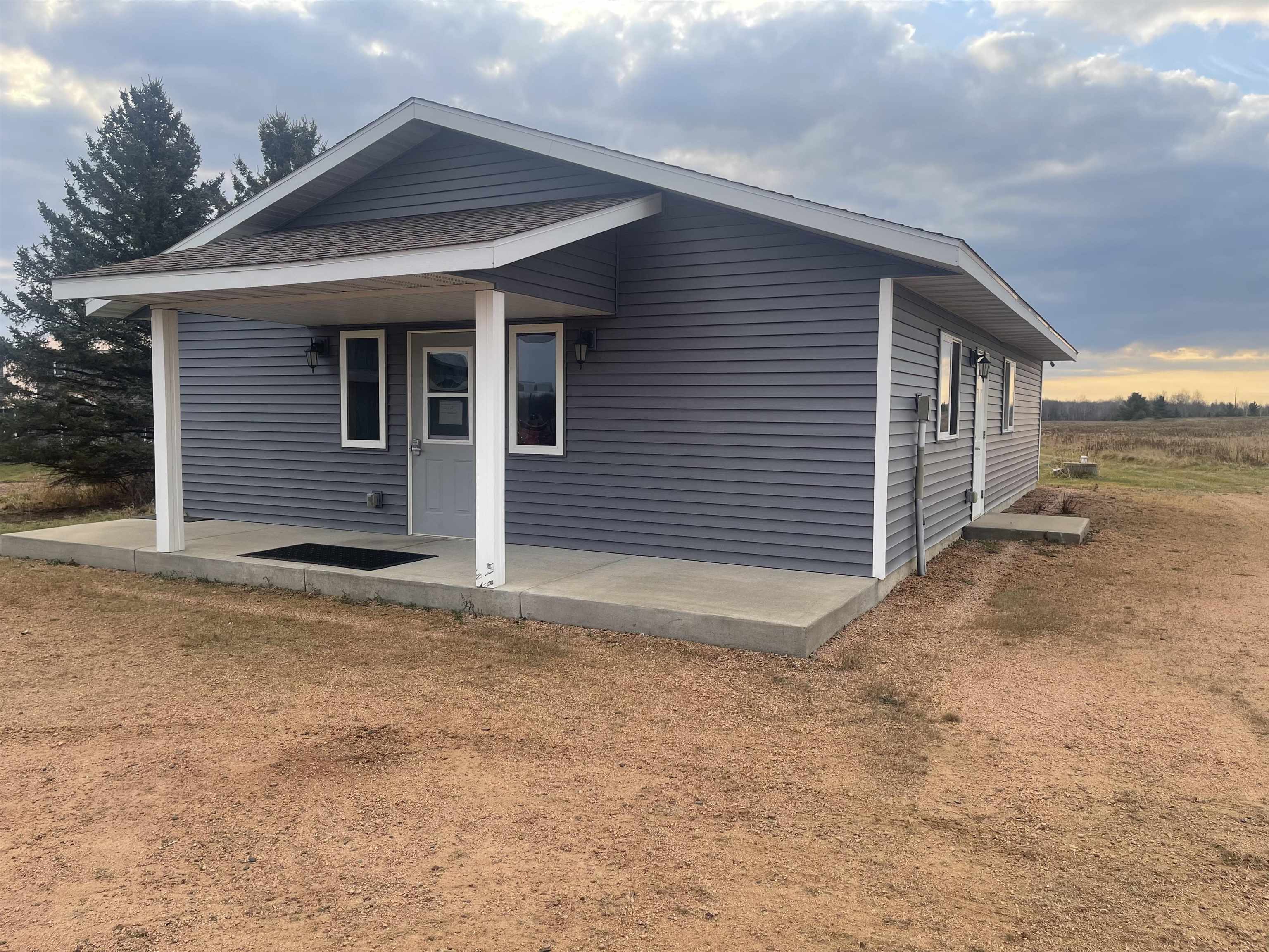 228749 CHESTNUT HILL LANE, Abbotsford, Wisconsin 54405, 4 Bedrooms Bedrooms, ,3 BathroomsBathrooms,Residential,For Sale,228749 CHESTNUT HILL LANE,22504168