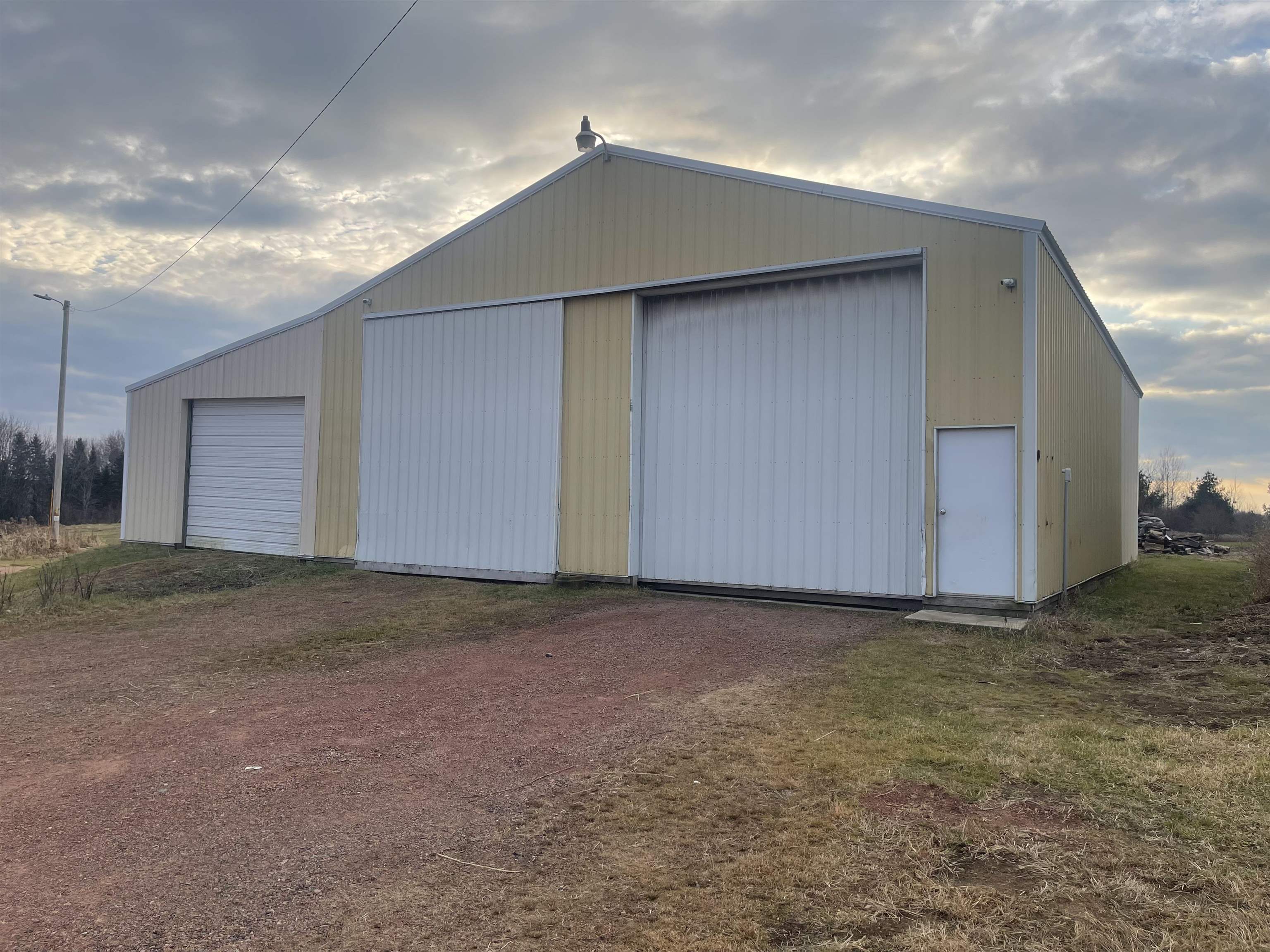 228749 CHESTNUT HILL LANE, Abbotsford, Wisconsin 54405, 4 Bedrooms Bedrooms, ,3 BathroomsBathrooms,Residential,For Sale,228749 CHESTNUT HILL LANE,22504168