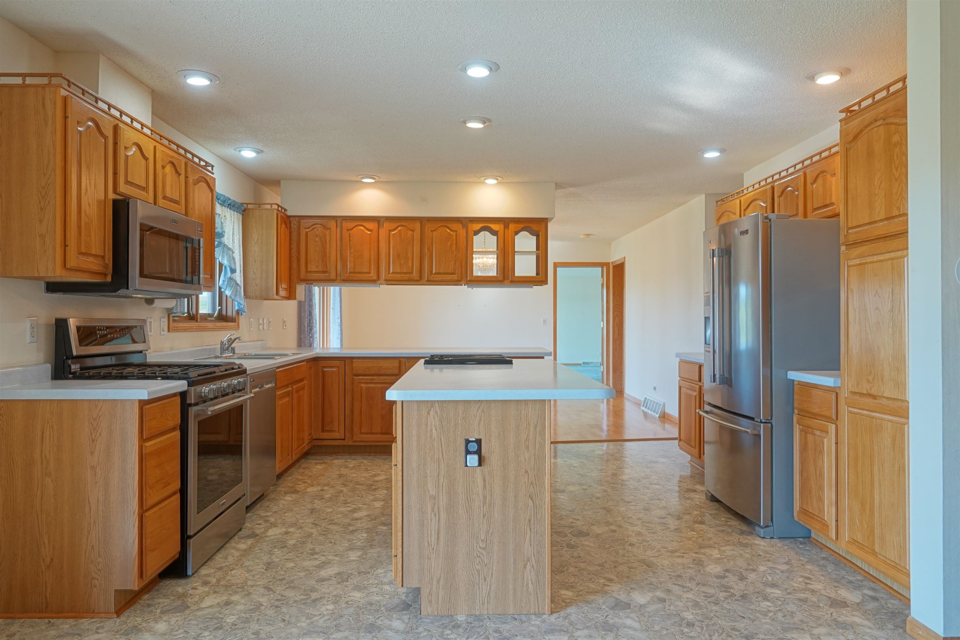 228749 CHESTNUT HILL LANE, Abbotsford, Wisconsin 54405, 4 Bedrooms Bedrooms, ,3 BathroomsBathrooms,Residential,For Sale,228749 CHESTNUT HILL LANE,22504168