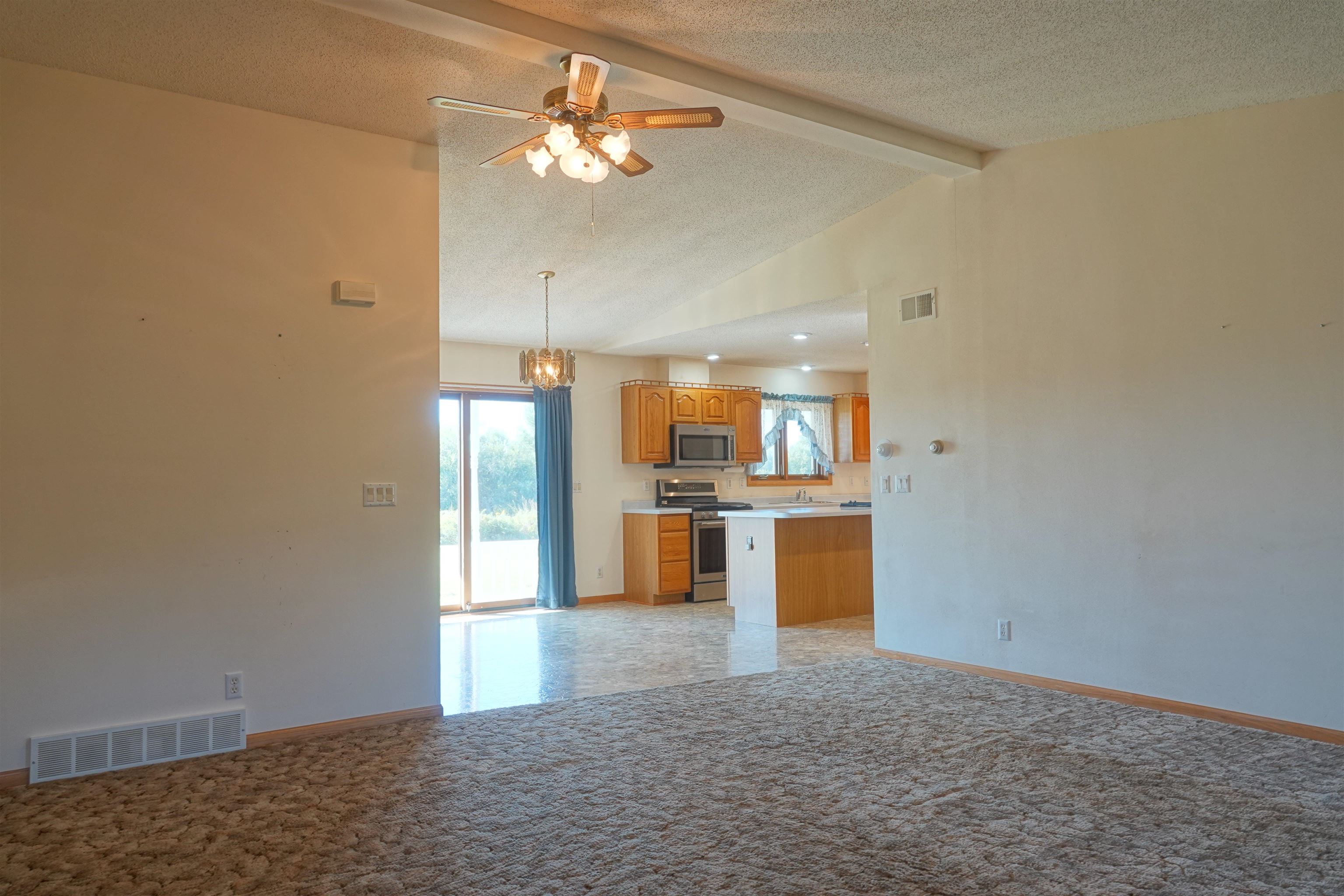 228749 CHESTNUT HILL LANE, Abbotsford, Wisconsin 54405, 4 Bedrooms Bedrooms, ,3 BathroomsBathrooms,Residential,For Sale,228749 CHESTNUT HILL LANE,22504168