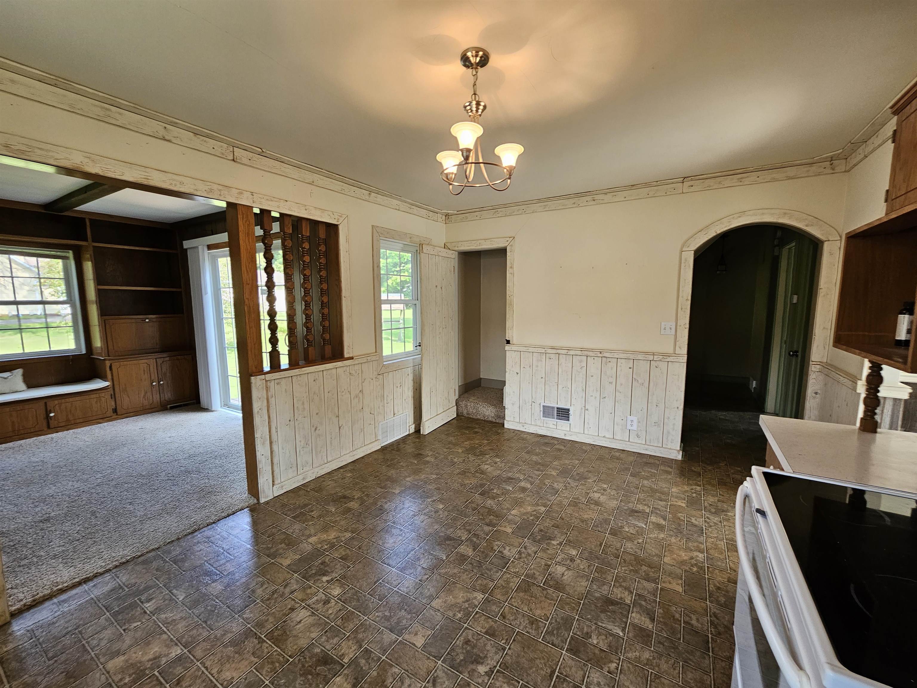 405 E PINE STREET, Medford, Wisconsin 54451, 3 Bedrooms Bedrooms, ,1 BathroomBathrooms,Residential,For Sale,405 E PINE STREET,22504181
