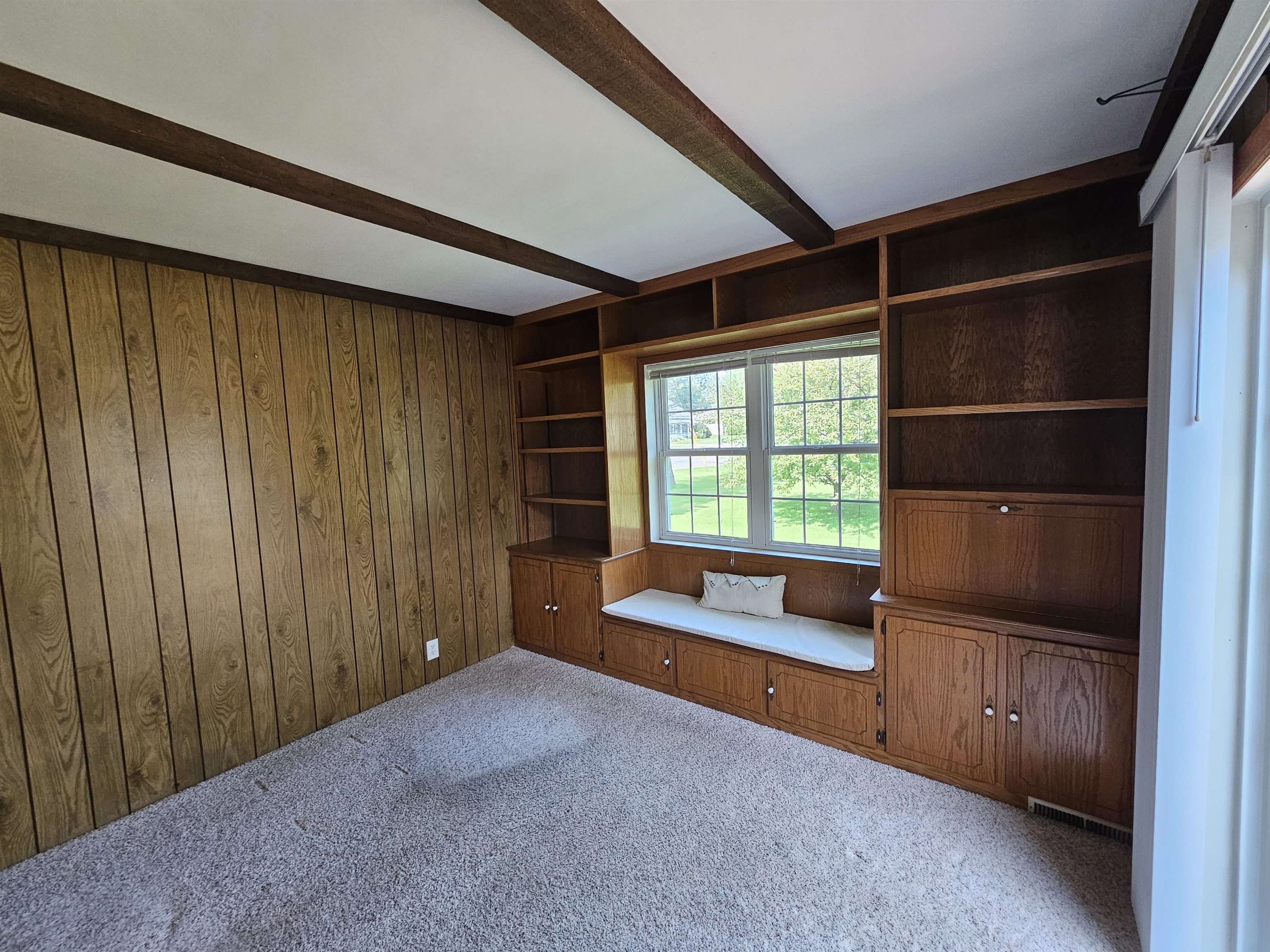 405 E PINE STREET, Medford, Wisconsin 54451, 3 Bedrooms Bedrooms, ,1 BathroomBathrooms,Residential,For Sale,405 E PINE STREET,22504181