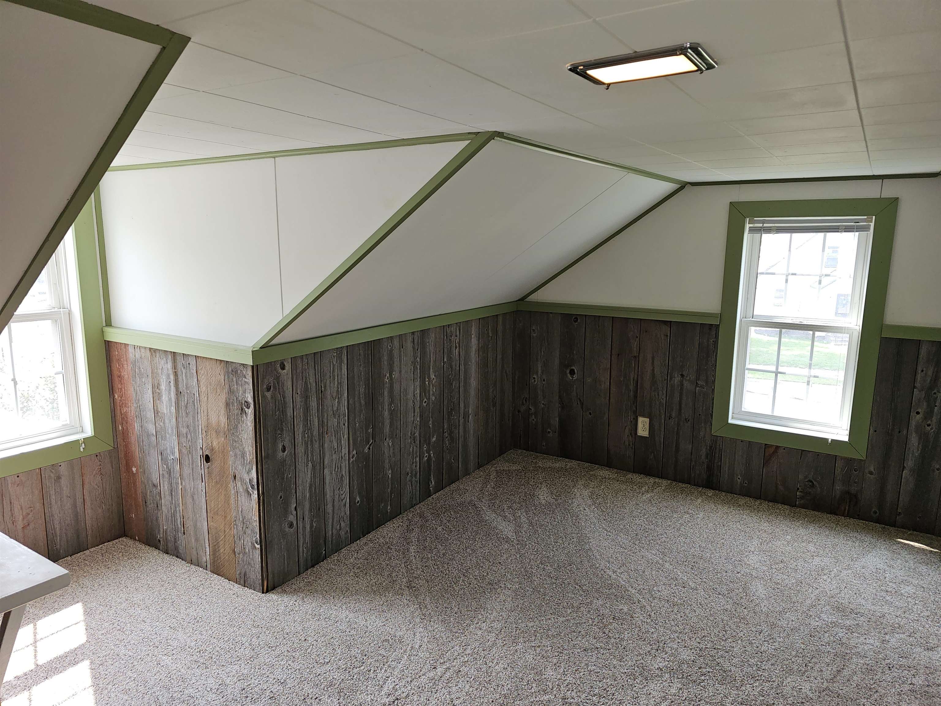 405 E PINE STREET, Medford, Wisconsin 54451, 3 Bedrooms Bedrooms, ,1 BathroomBathrooms,Residential,For Sale,405 E PINE STREET,22504181