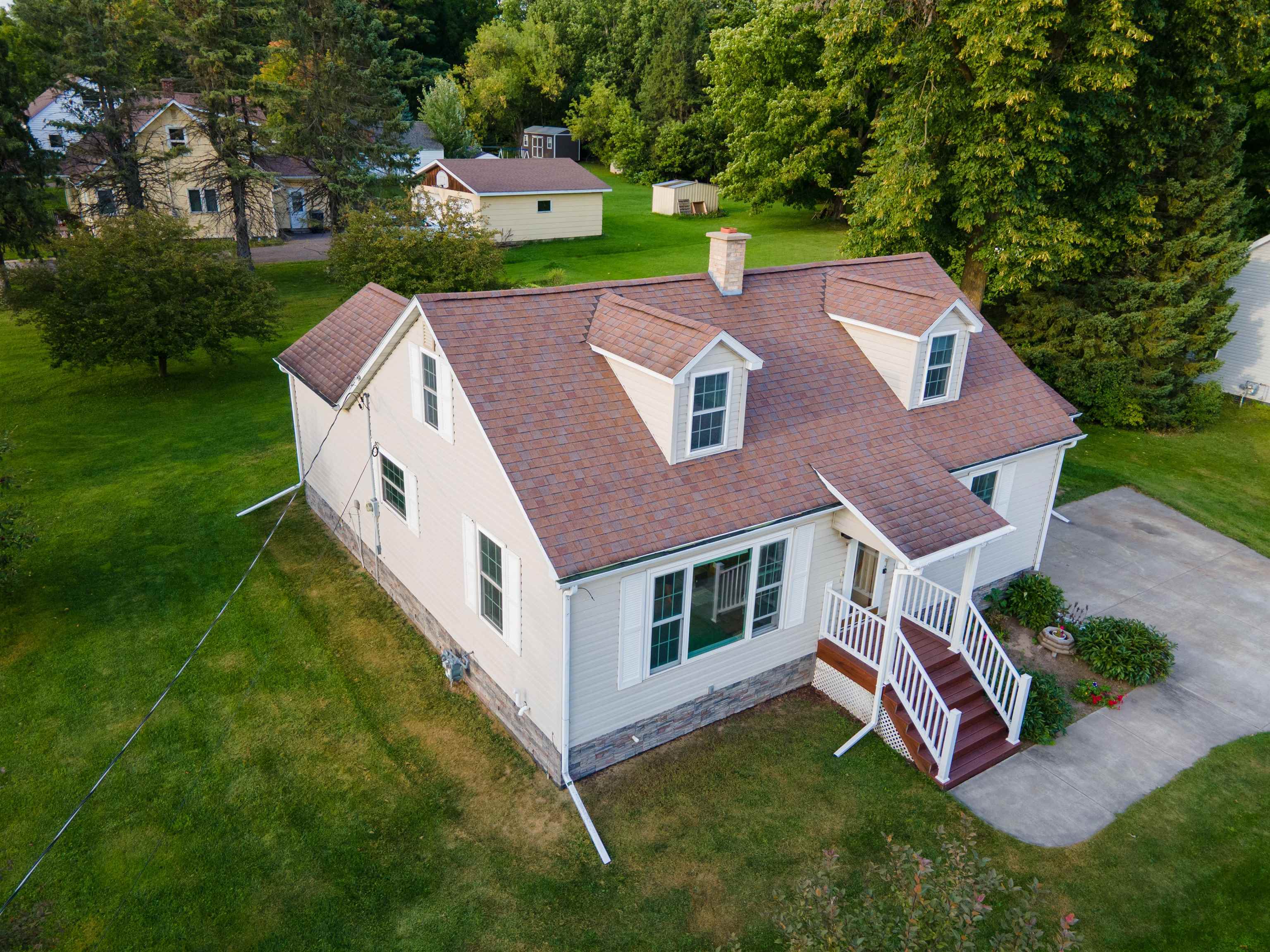 405 E PINE STREET, Medford, Wisconsin 54451, 3 Bedrooms Bedrooms, ,1 BathroomBathrooms,Residential,For Sale,405 E PINE STREET,22504181