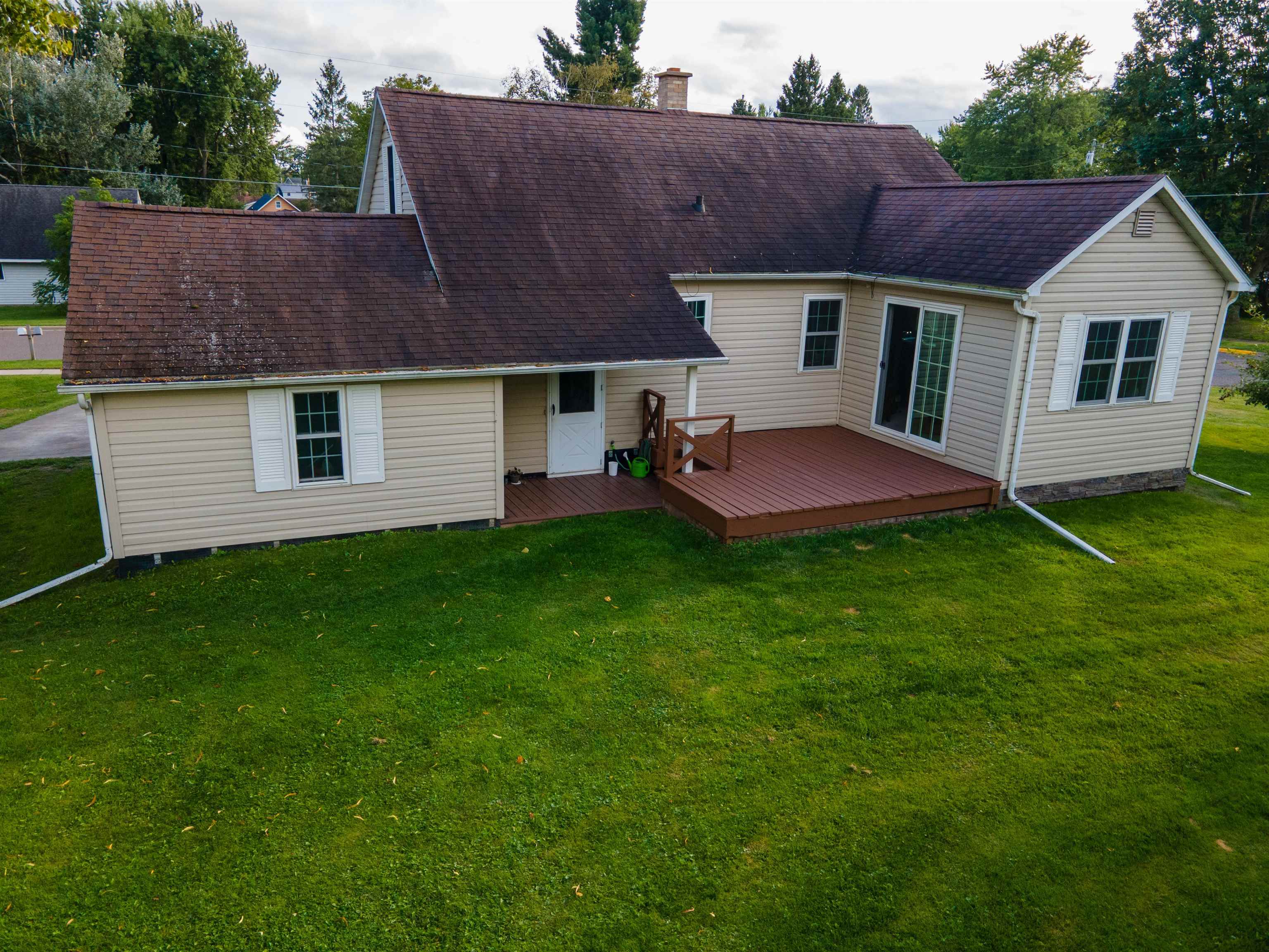 405 E PINE STREET, Medford, Wisconsin 54451, 3 Bedrooms Bedrooms, ,1 BathroomBathrooms,Residential,For Sale,405 E PINE STREET,22504181