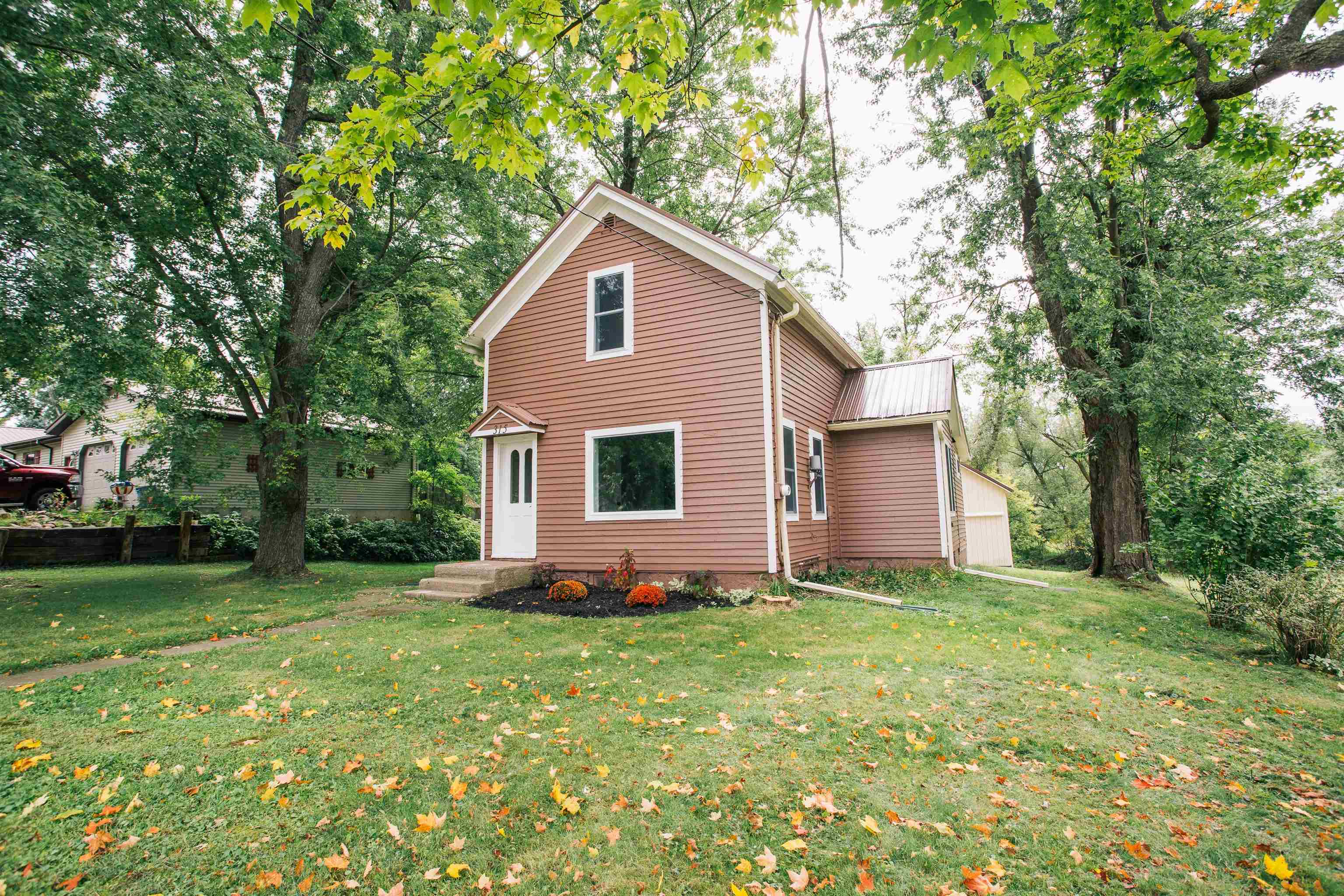 315 W BEGLEY STREET, Greenwood, Wisconsin 54437, 3 Bedrooms Bedrooms, ,1 BathroomBathrooms,Residential,For Sale,315 W BEGLEY STREET,22504213