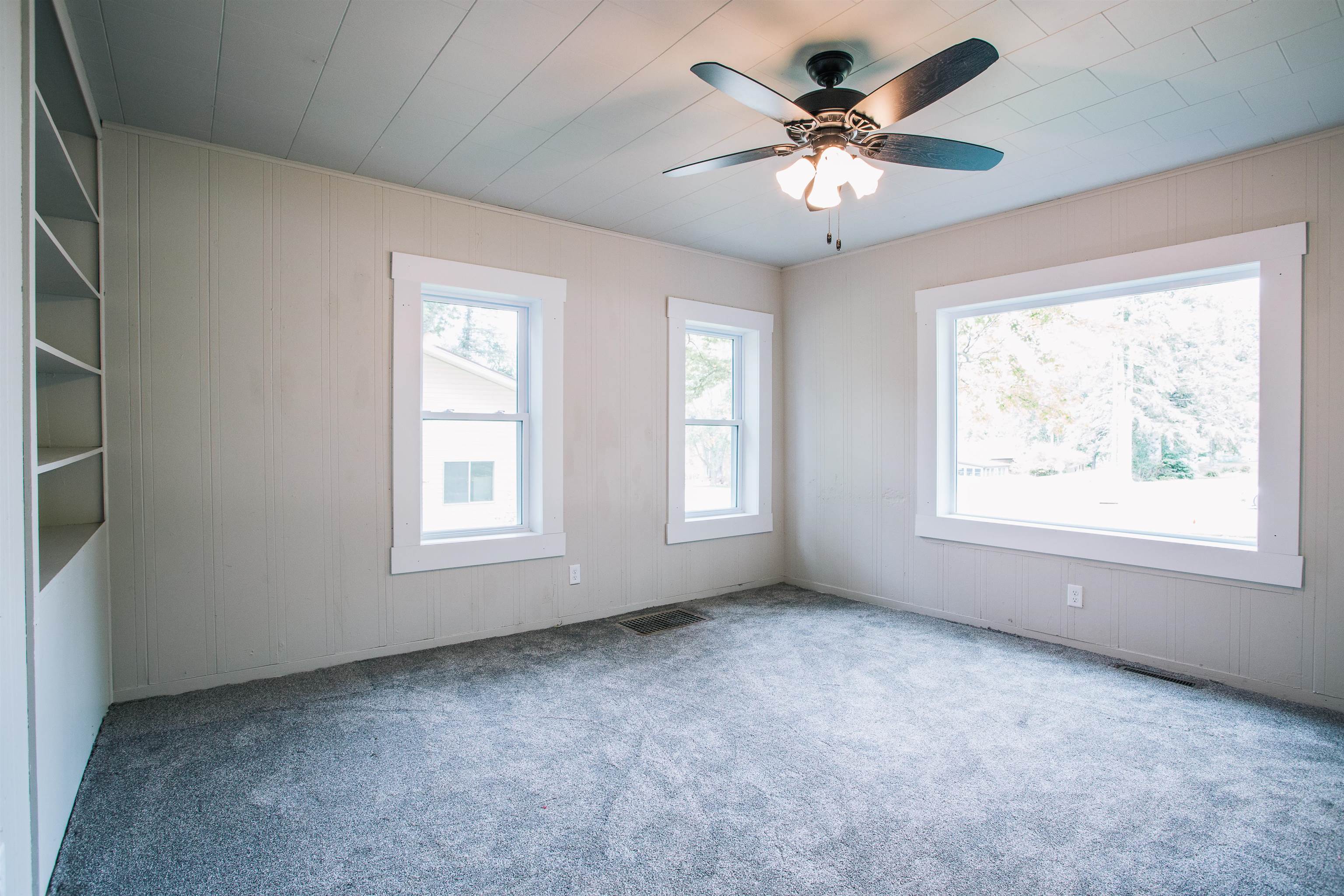 315 W BEGLEY STREET, Greenwood, Wisconsin 54437, 3 Bedrooms Bedrooms, ,1 BathroomBathrooms,Residential,For Sale,315 W BEGLEY STREET,22504213