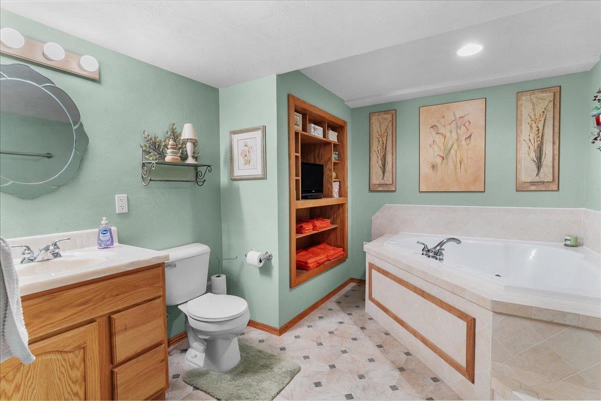 203536 SUN RIDGE DRIVE, Spencer, Wisconsin 54479, 4 Bedrooms Bedrooms, ,3 BathroomsBathrooms,Residential,For Sale,203536 SUN RIDGE DRIVE,22504385