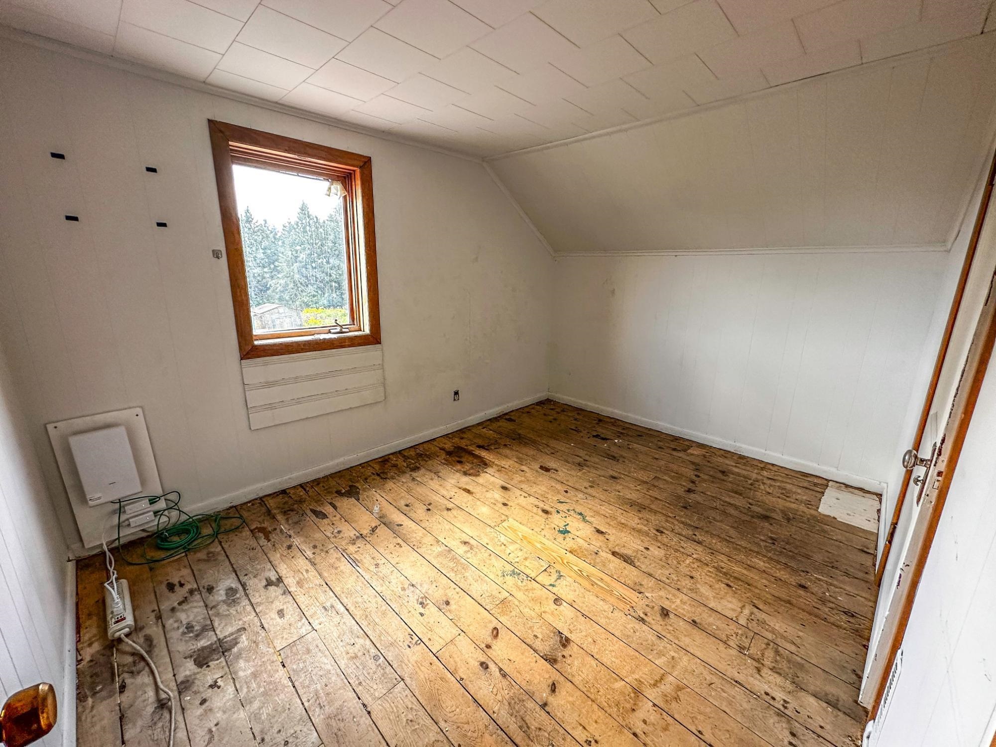 N7293 STATE HIGHWAY 13, Phillips, Wisconsin 54555, 3 Bedrooms Bedrooms, ,1 BathroomBathrooms,Residential,For Sale,N7293 STATE HIGHWAY 13,22504387