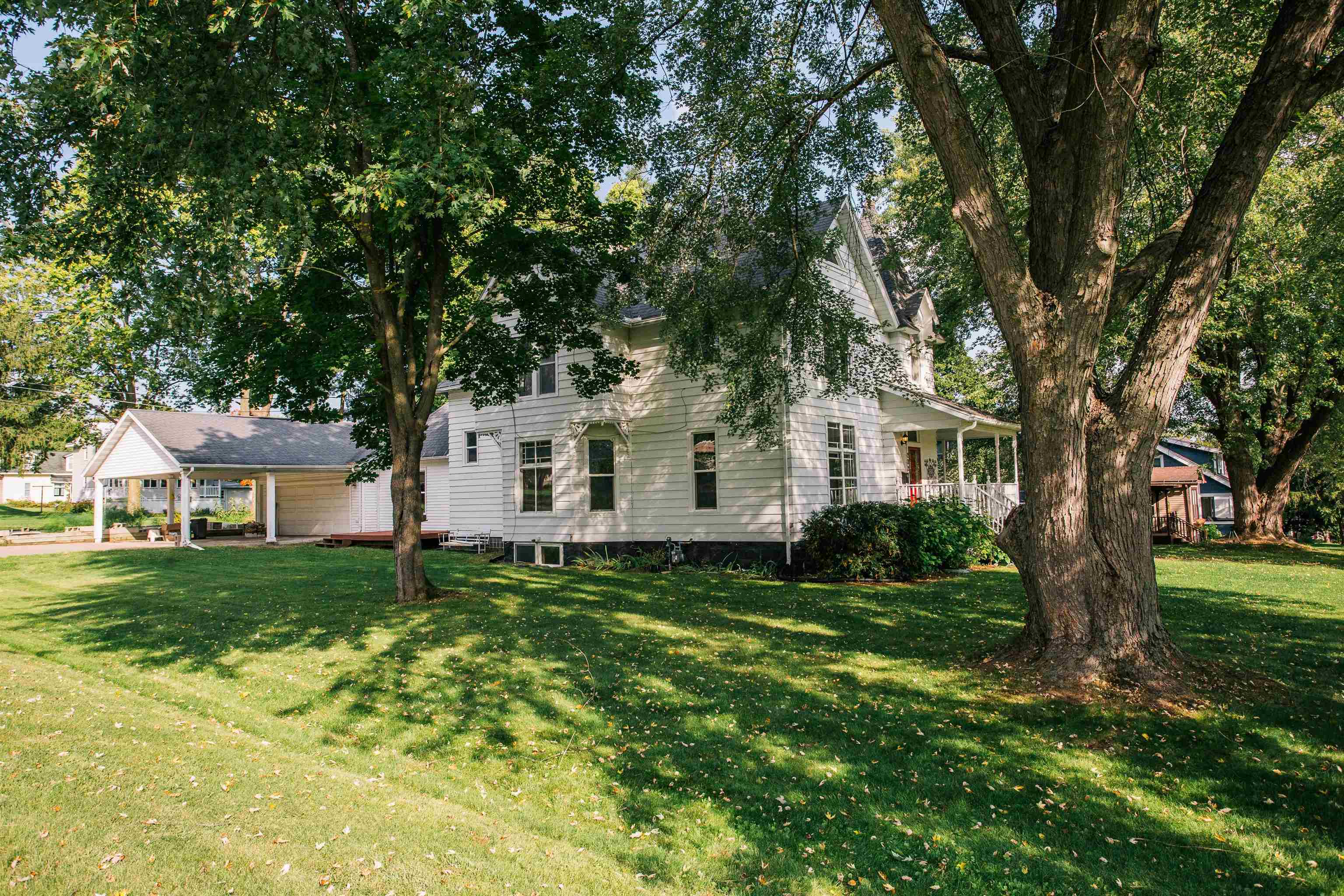 202 CLAY STREET, Neillsville, Wisconsin 54456, 4 Bedrooms Bedrooms, ,3 BathroomsBathrooms,Residential,For Sale,202 CLAY STREET,22504422