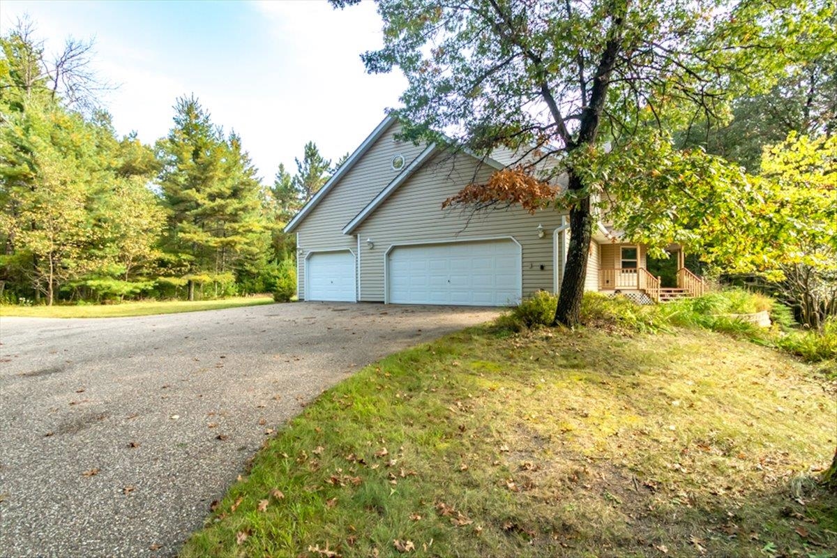 3610 43RD STREET SOUTH, Wisconsin Rapids, Wisconsin 54494, 3 Bedrooms Bedrooms, ,2 BathroomsBathrooms,Residential,For Sale,3610 43RD STREET SOUTH,22504440