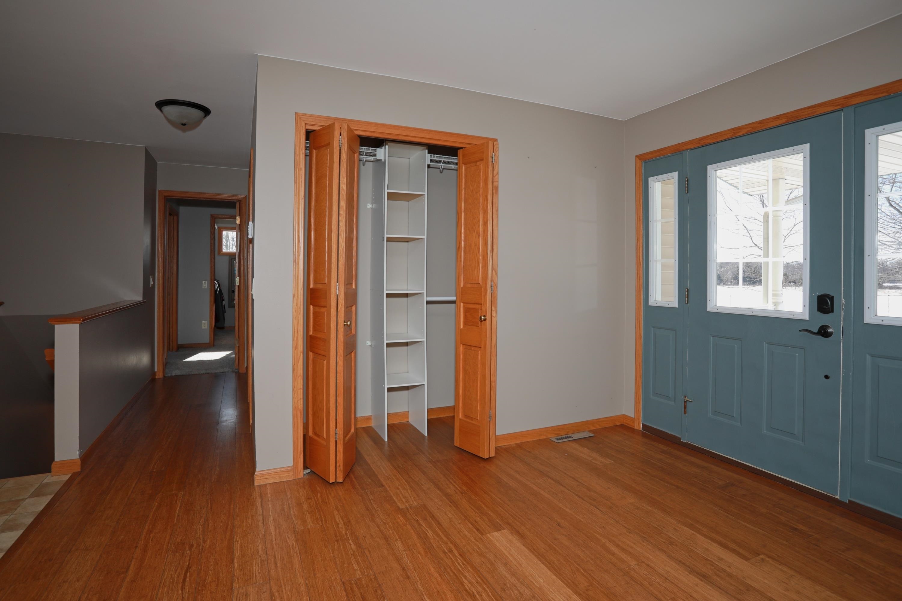 5352 COUNTY HIGHWAY F, Wisconsin Rapids, Wisconsin 54495, 3 Bedrooms Bedrooms, ,2 BathroomsBathrooms,Residential,For Sale,5352 COUNTY HIGHWAY F,22504454