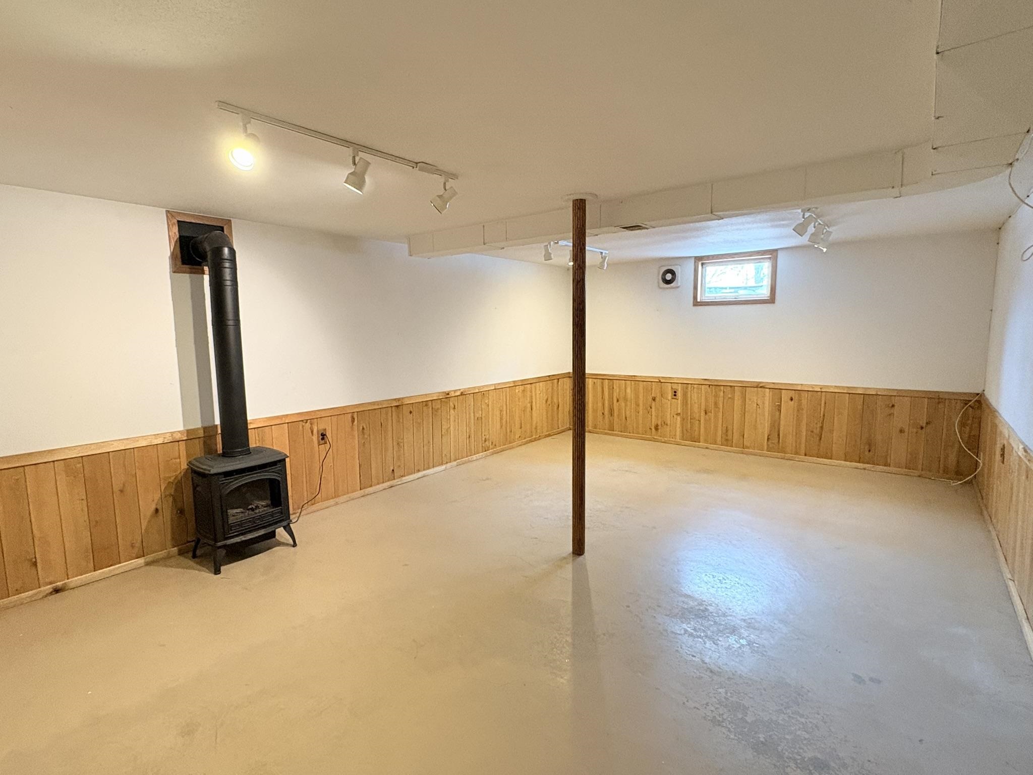 8335 VEEDUM STREET, Pittsville, Wisconsin 54466, 2 Bedrooms Bedrooms, ,1 BathroomBathrooms,Residential,For Sale,8335 VEEDUM STREET,22504499