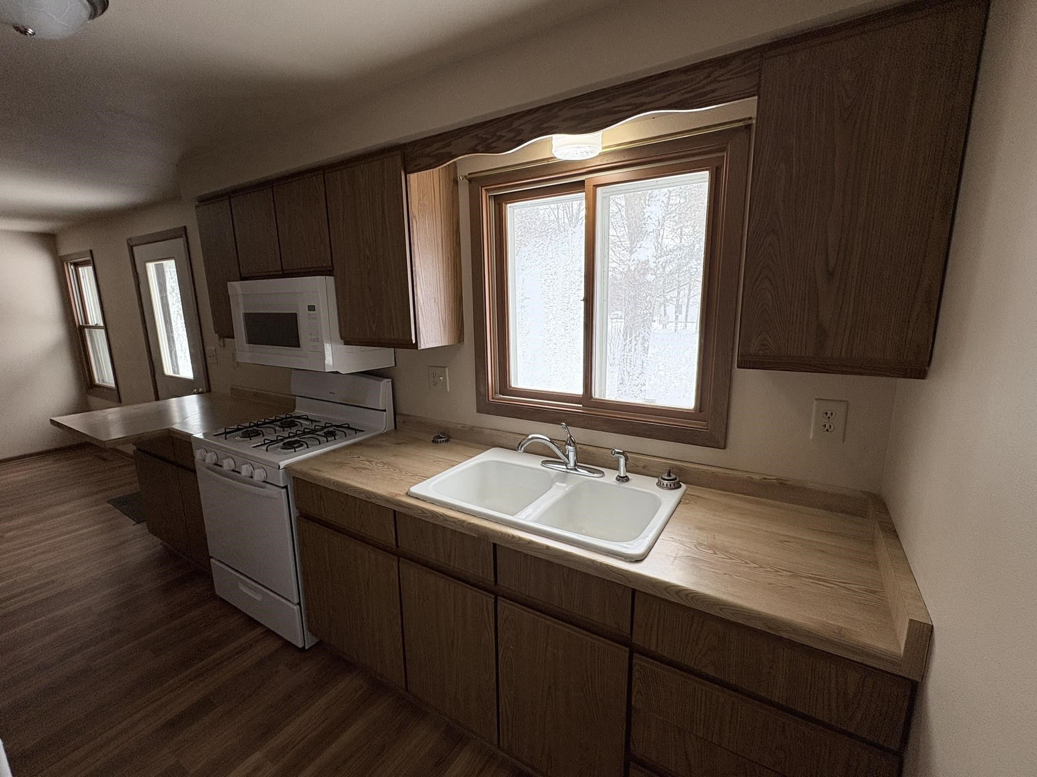 8335 VEEDUM STREET, Pittsville, Wisconsin 54466, 2 Bedrooms Bedrooms, ,1 BathroomBathrooms,Residential,For Sale,8335 VEEDUM STREET,22504499