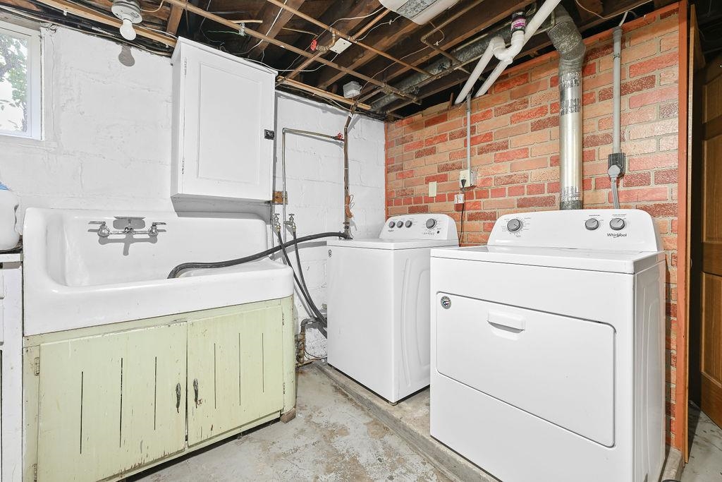 311 ALEXANDER AVENUE, Port Edwards, Wisconsin 54469, 2 Bedrooms Bedrooms, ,1 BathroomBathrooms,Residential,For Sale,311 ALEXANDER AVENUE,22504534