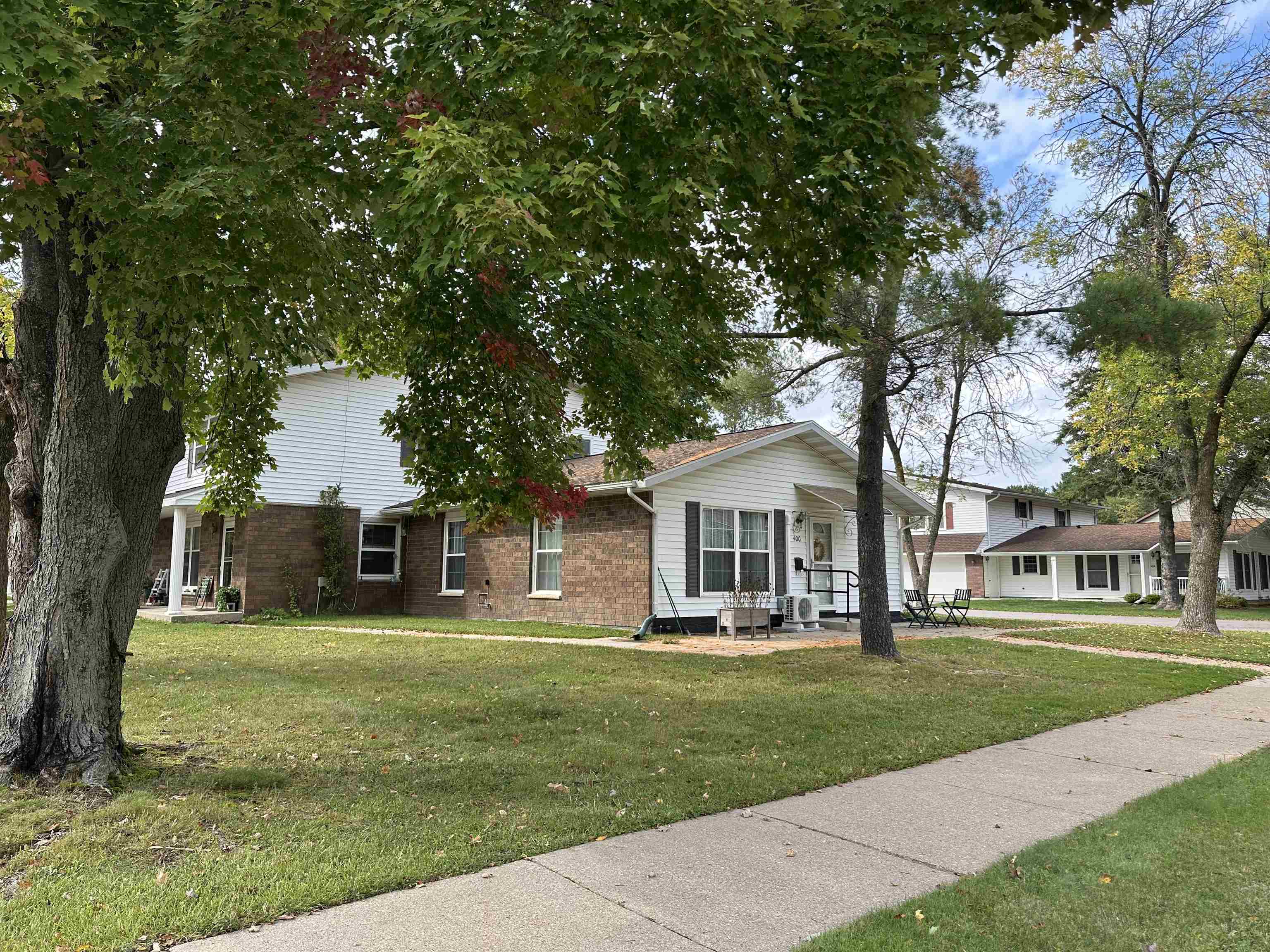 400 FREDERICK STREET NORTH, Stevens Point, Wisconsin 54481, 2 Bedrooms Bedrooms, ,1 BathroomBathrooms,Residential,For Sale,400 FREDERICK STREET NORTH,22504538