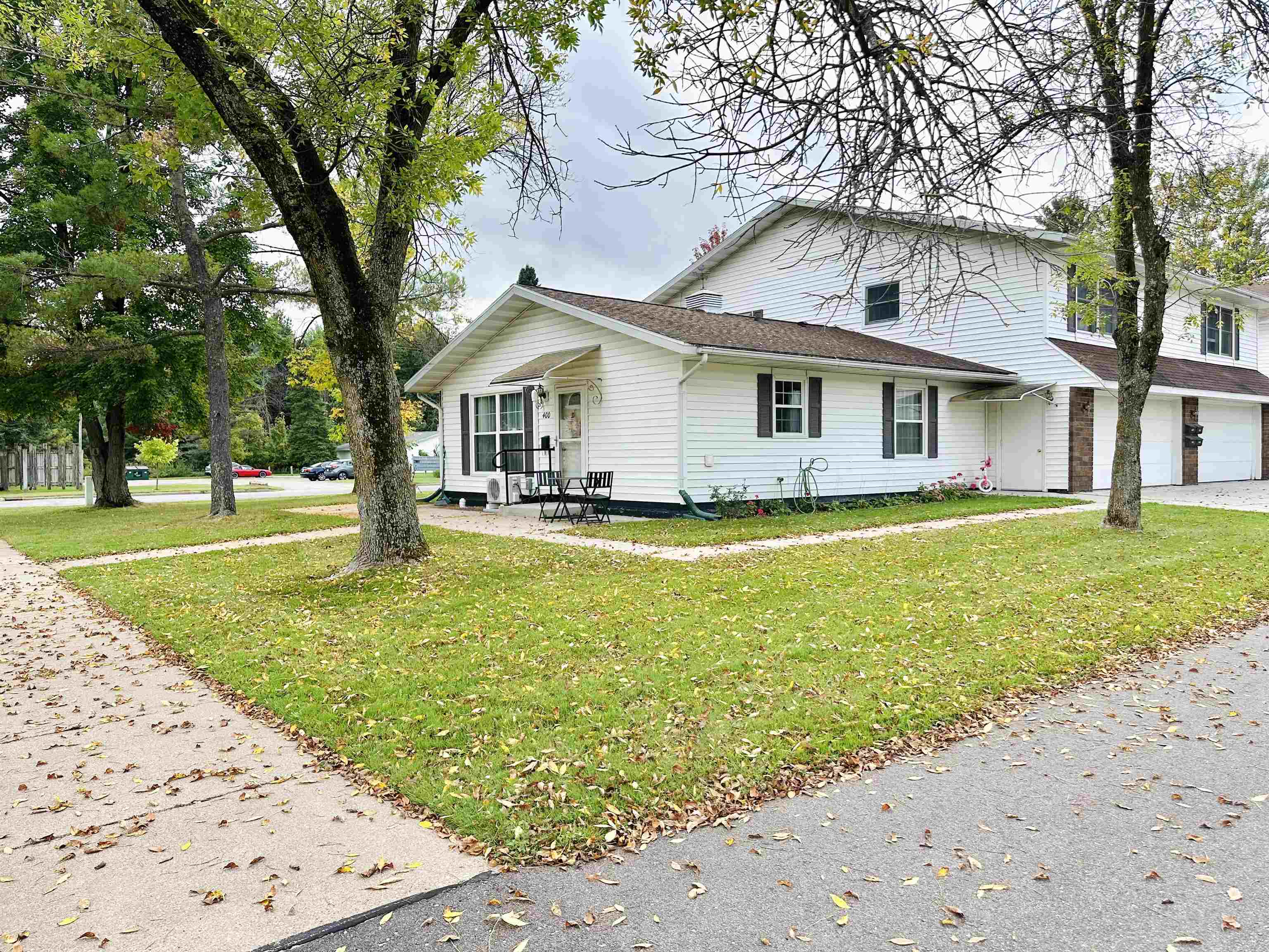 400 FREDERICK STREET NORTH, Stevens Point, Wisconsin 54481, 2 Bedrooms Bedrooms, ,1 BathroomBathrooms,Residential,For Sale,400 FREDERICK STREET NORTH,22504538