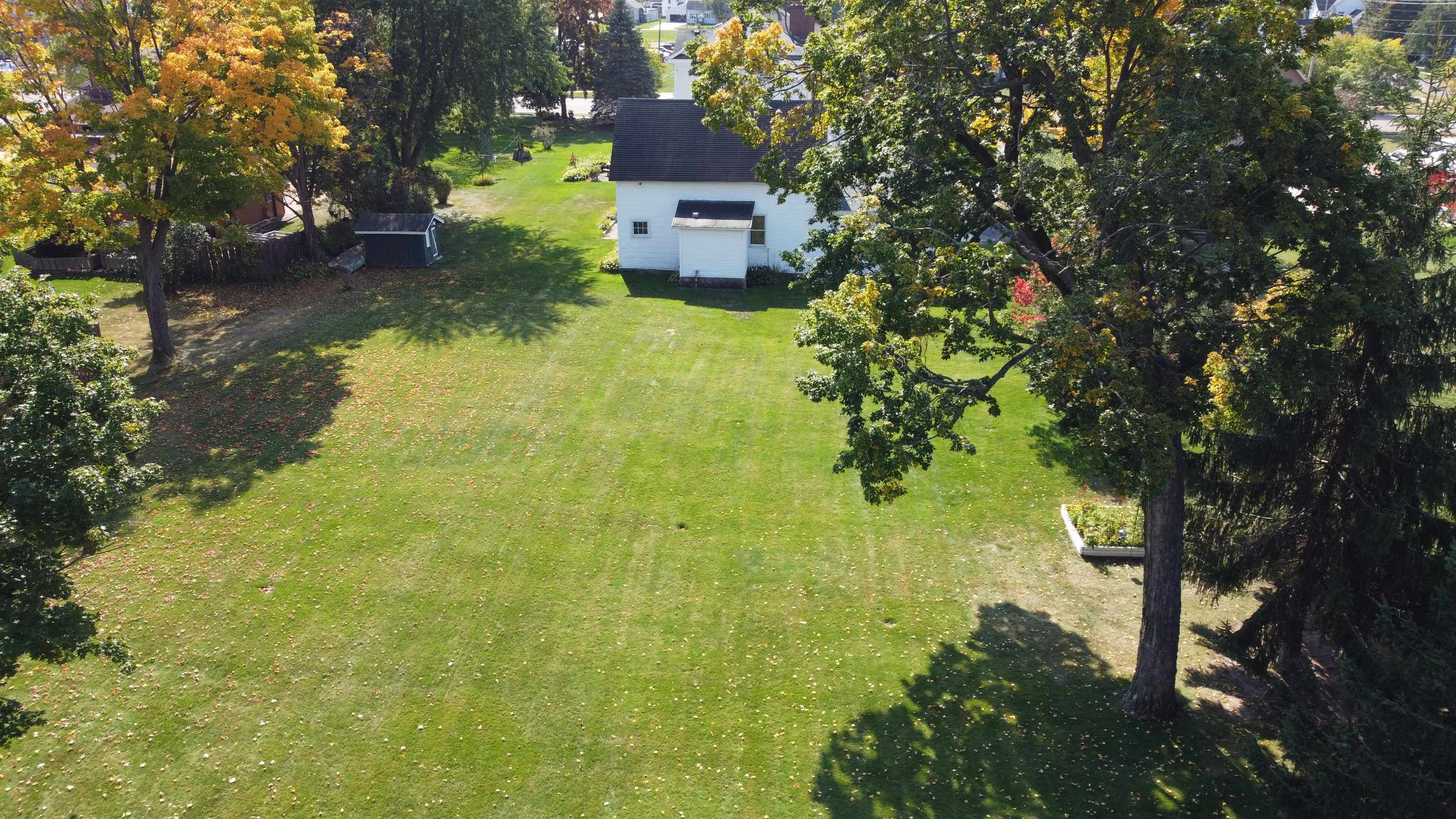 116 5TH AVENUE, Antigo, Wisconsin 54409-0000, 5 Bedrooms Bedrooms, ,3 BathroomsBathrooms,Residential,For Sale,116 5TH AVENUE,22504591