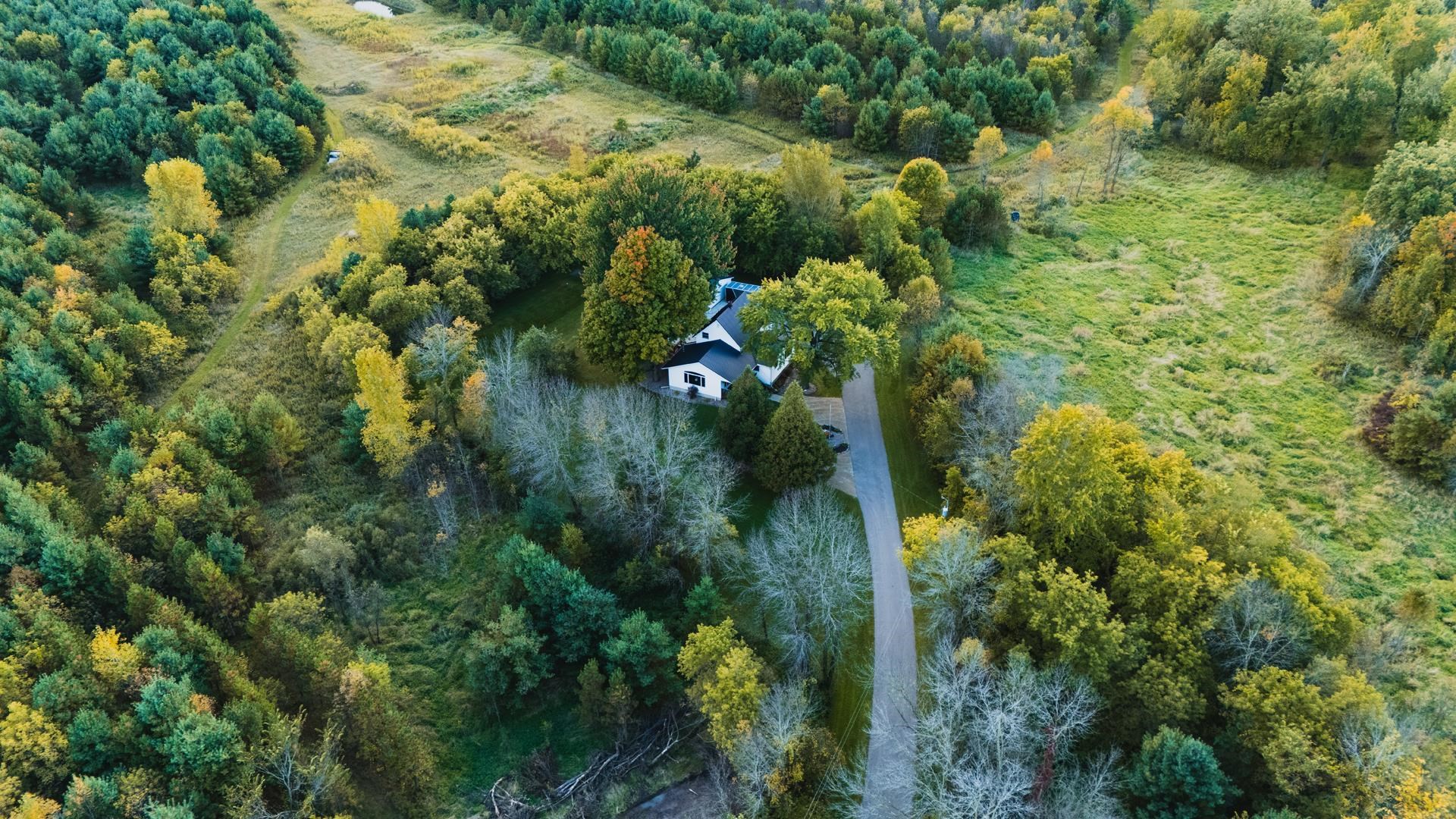 9873 E ANTON ROAD, Clintonville, Wisconsin 54929, 3 Bedrooms Bedrooms, ,2 BathroomsBathrooms,Residential,For Sale,9873 E ANTON ROAD,22504593