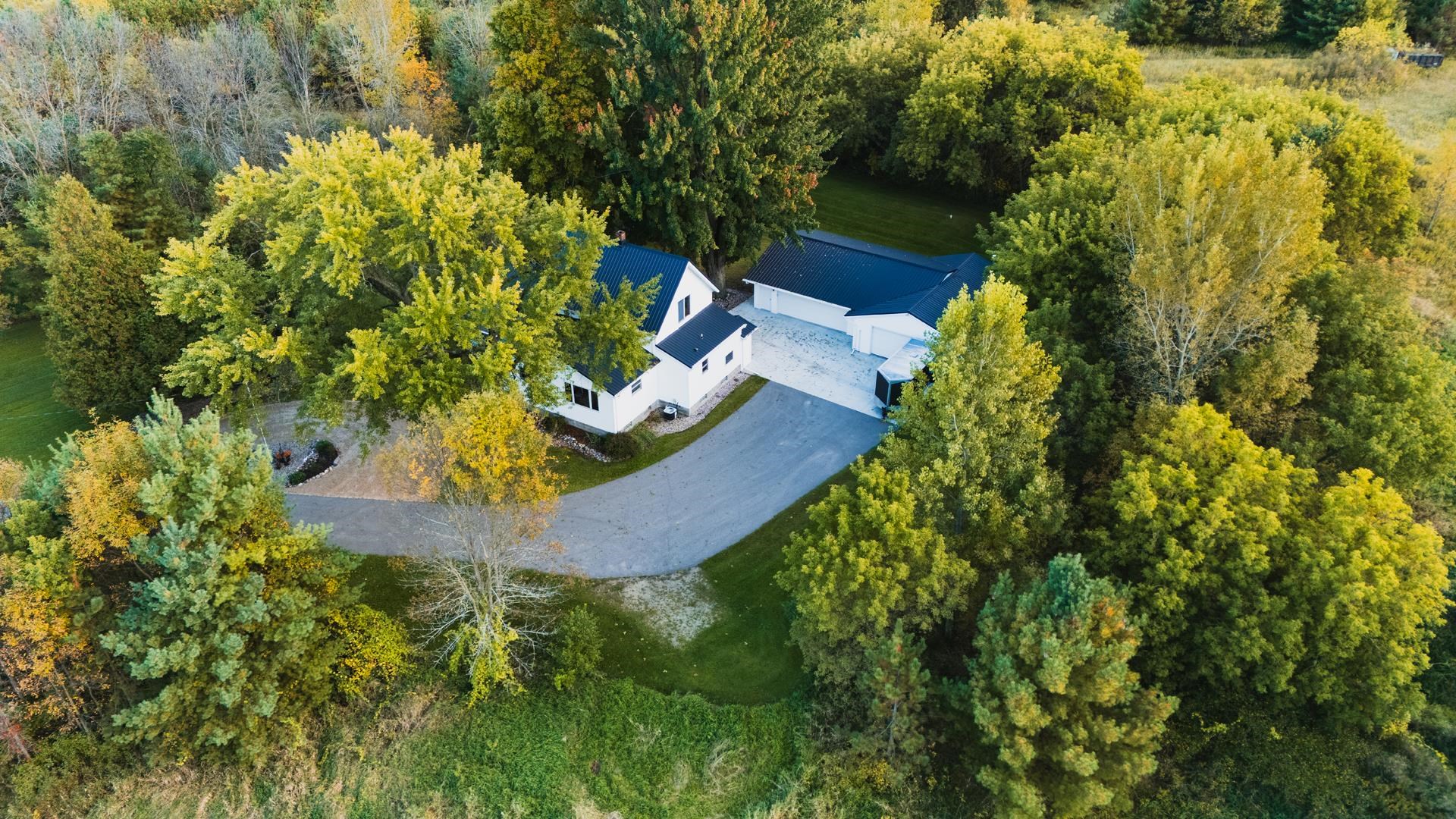 9873 E ANTON ROAD, Clintonville, Wisconsin 54929, 3 Bedrooms Bedrooms, ,2 BathroomsBathrooms,Residential,For Sale,9873 E ANTON ROAD,22504593