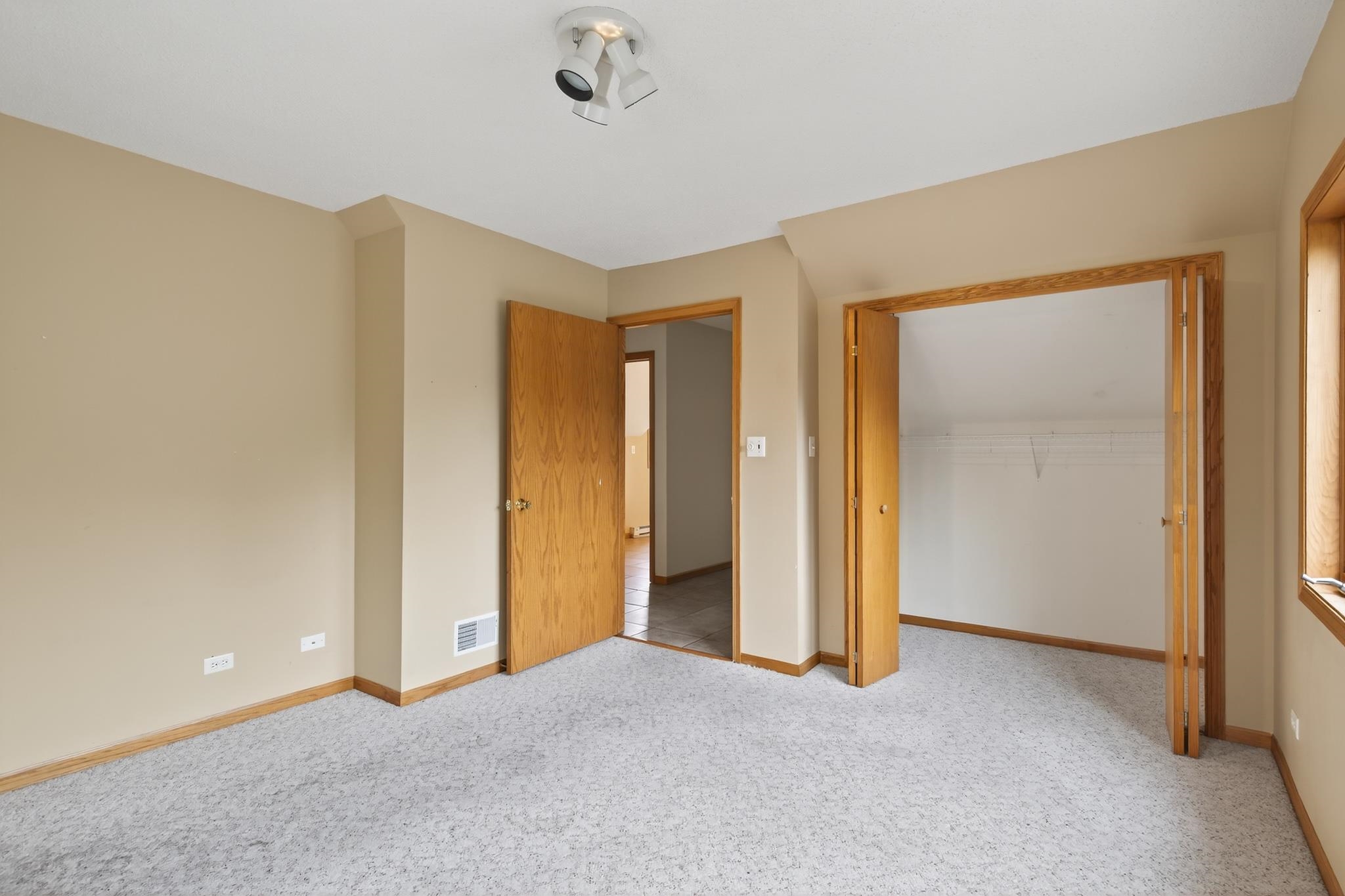 7330 PLOVER ROAD, Wisconsin Rapids, Wisconsin 54494, ,Commercial/industrial,For Sale,7330 PLOVER ROAD,22504607