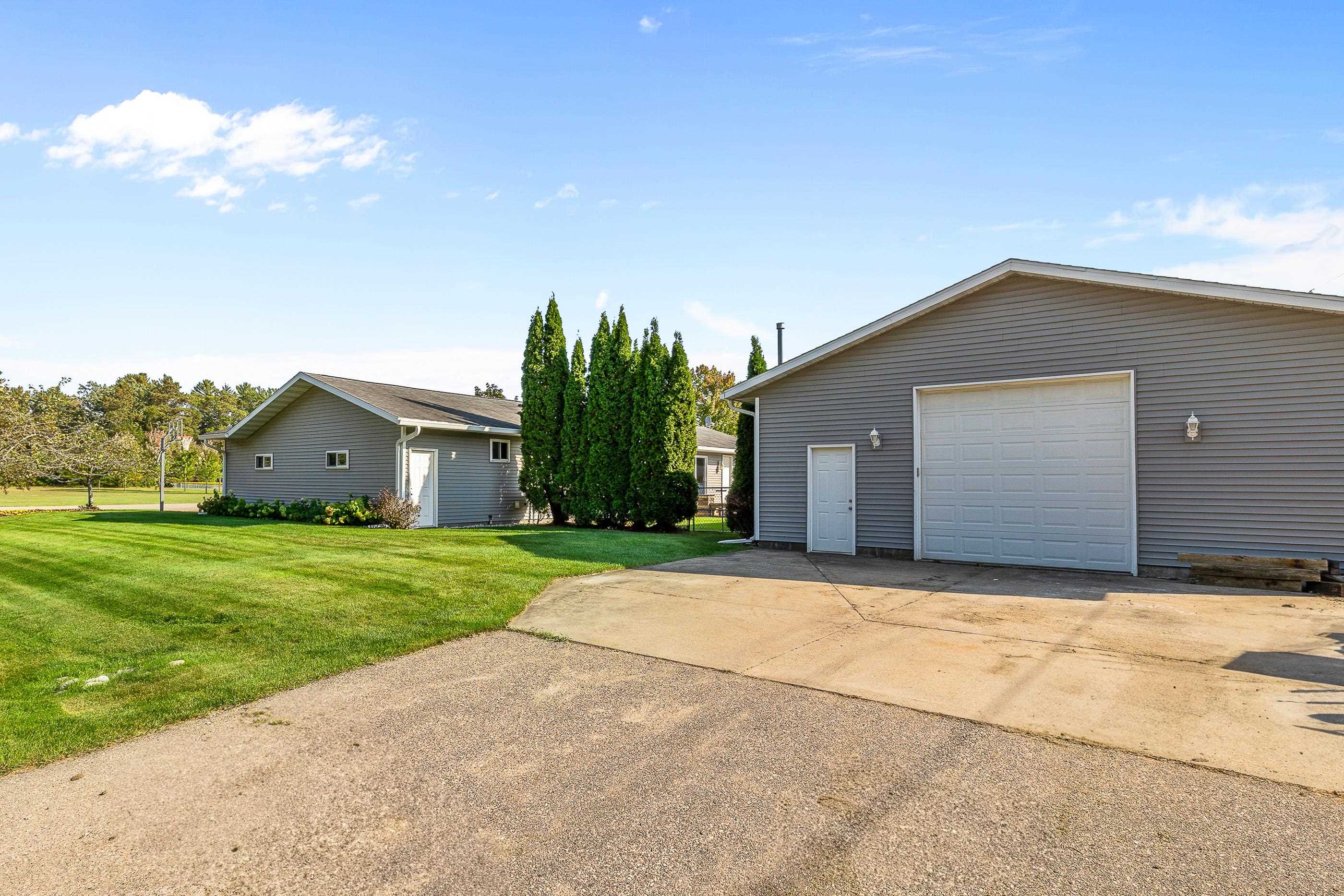 1011 MELODY LANE, Plover, Wisconsin 54467, 4 Bedrooms Bedrooms, ,2 BathroomsBathrooms,Residential,For Sale,1011 MELODY LANE,22504626