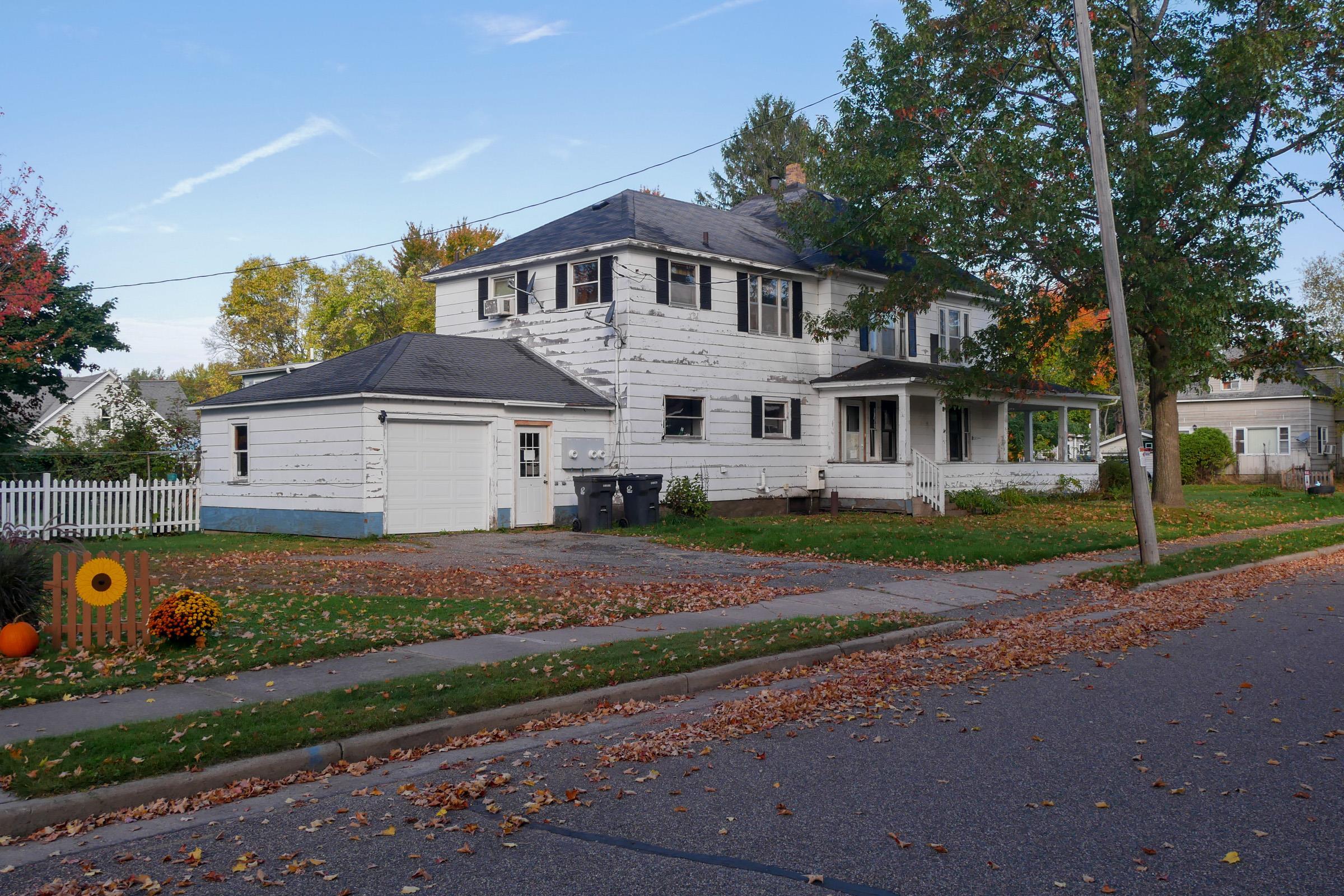 1105 LANDALL AVENUE, Rib Lake, Wisconsin 54470, 3 Bedrooms Bedrooms, ,1 BathroomBathrooms,Multi-family,For Sale,1105 LANDALL AVENUE,22504712
