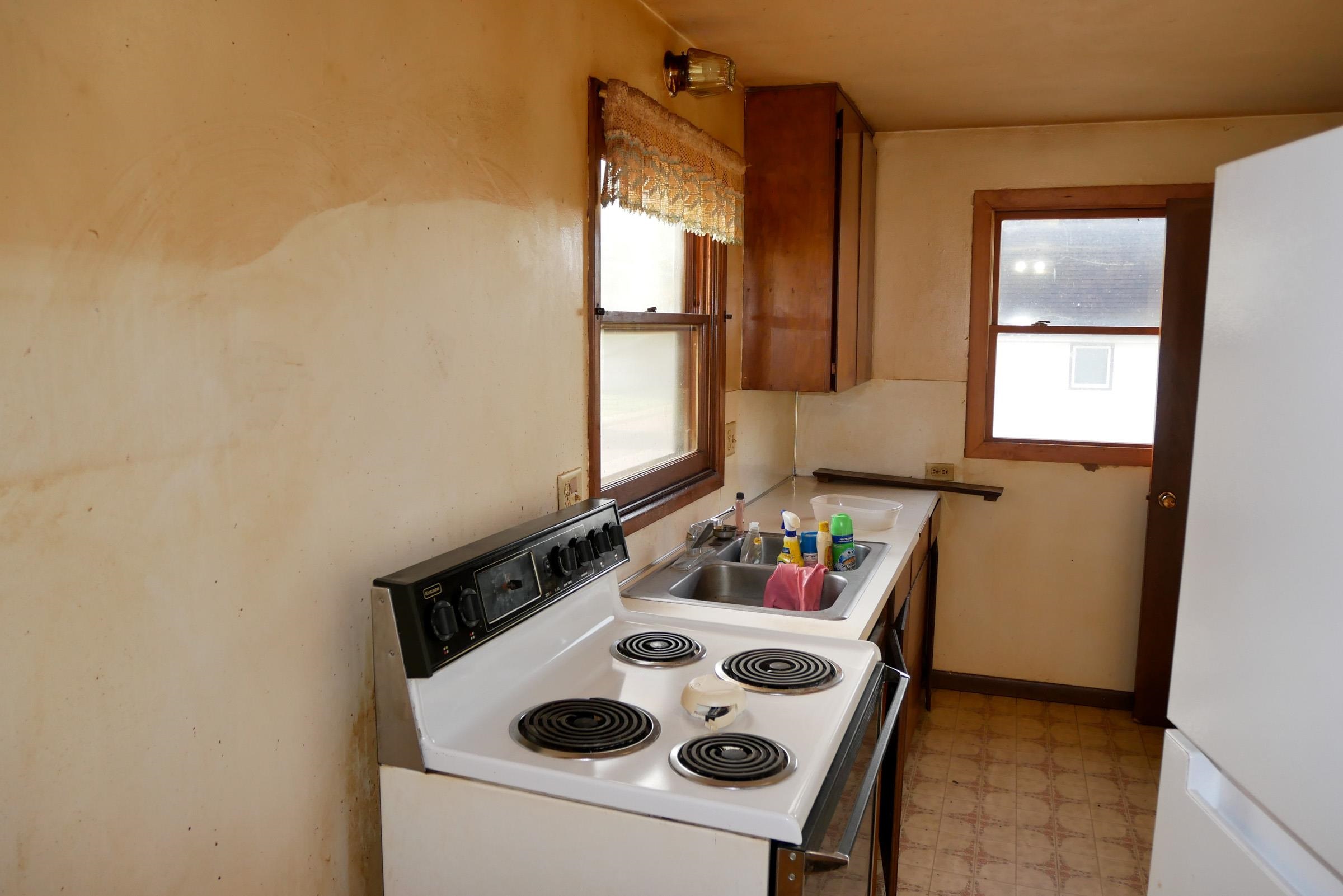 1105 LANDALL AVENUE, Rib Lake, Wisconsin 54470, 3 Bedrooms Bedrooms, ,1 BathroomBathrooms,Multi-family,For Sale,1105 LANDALL AVENUE,22504712