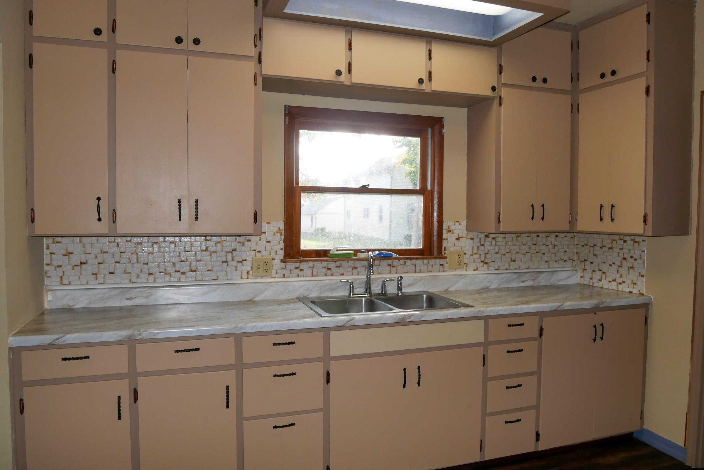 1105 LANDALL AVENUE, Rib Lake, Wisconsin 54470, 3 Bedrooms Bedrooms, ,1 BathroomBathrooms,Multi-family,For Sale,1105 LANDALL AVENUE,22504712