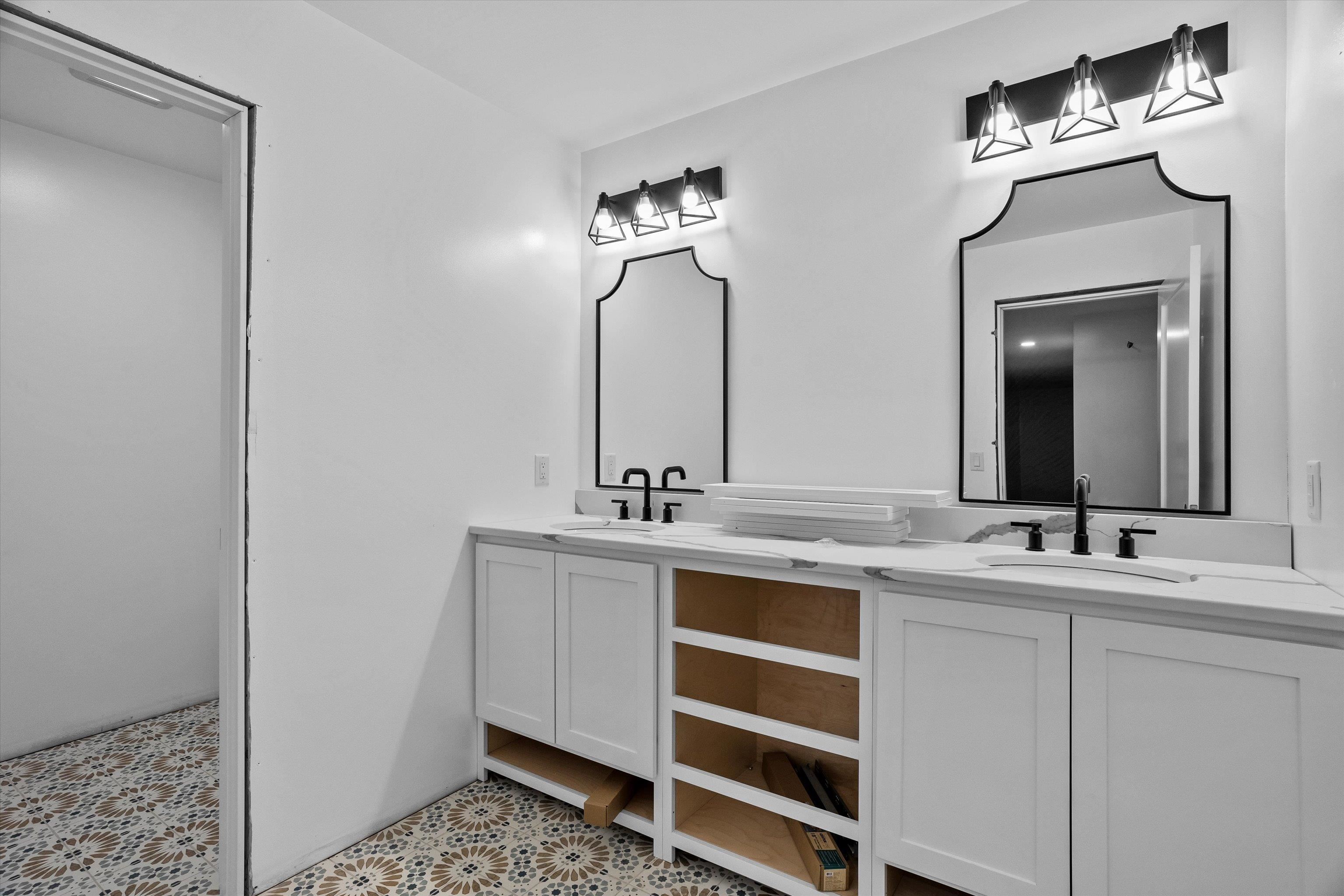 404 S CYPRESS AVENUE, Marshfield, Wisconsin 54449, 5 Bedrooms Bedrooms, ,3 BathroomsBathrooms,Residential,For Sale,404 S CYPRESS AVENUE,22504718