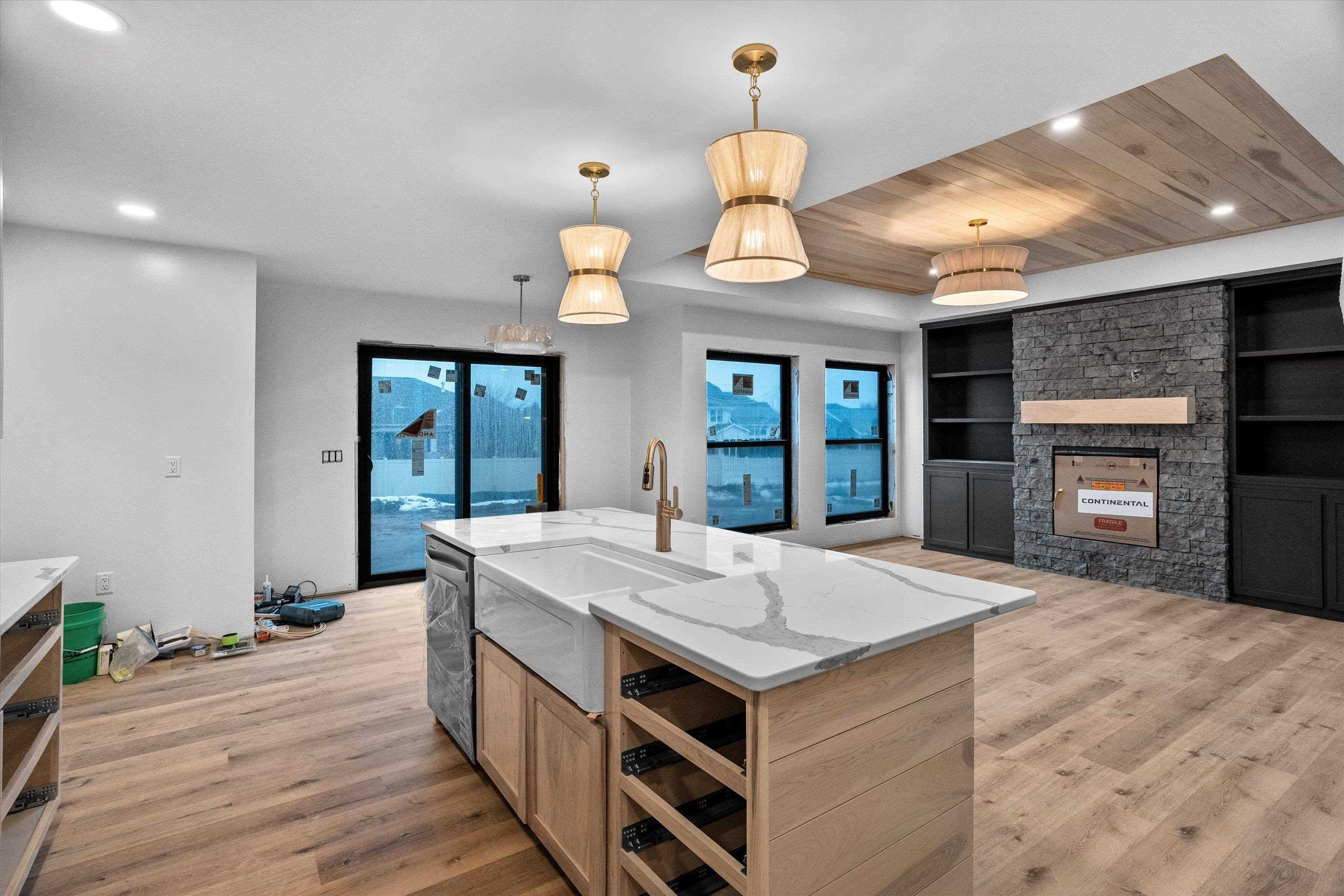 404 S CYPRESS AVENUE, Marshfield, Wisconsin 54449, 5 Bedrooms Bedrooms, ,3 BathroomsBathrooms,Residential,For Sale,404 S CYPRESS AVENUE,22504718