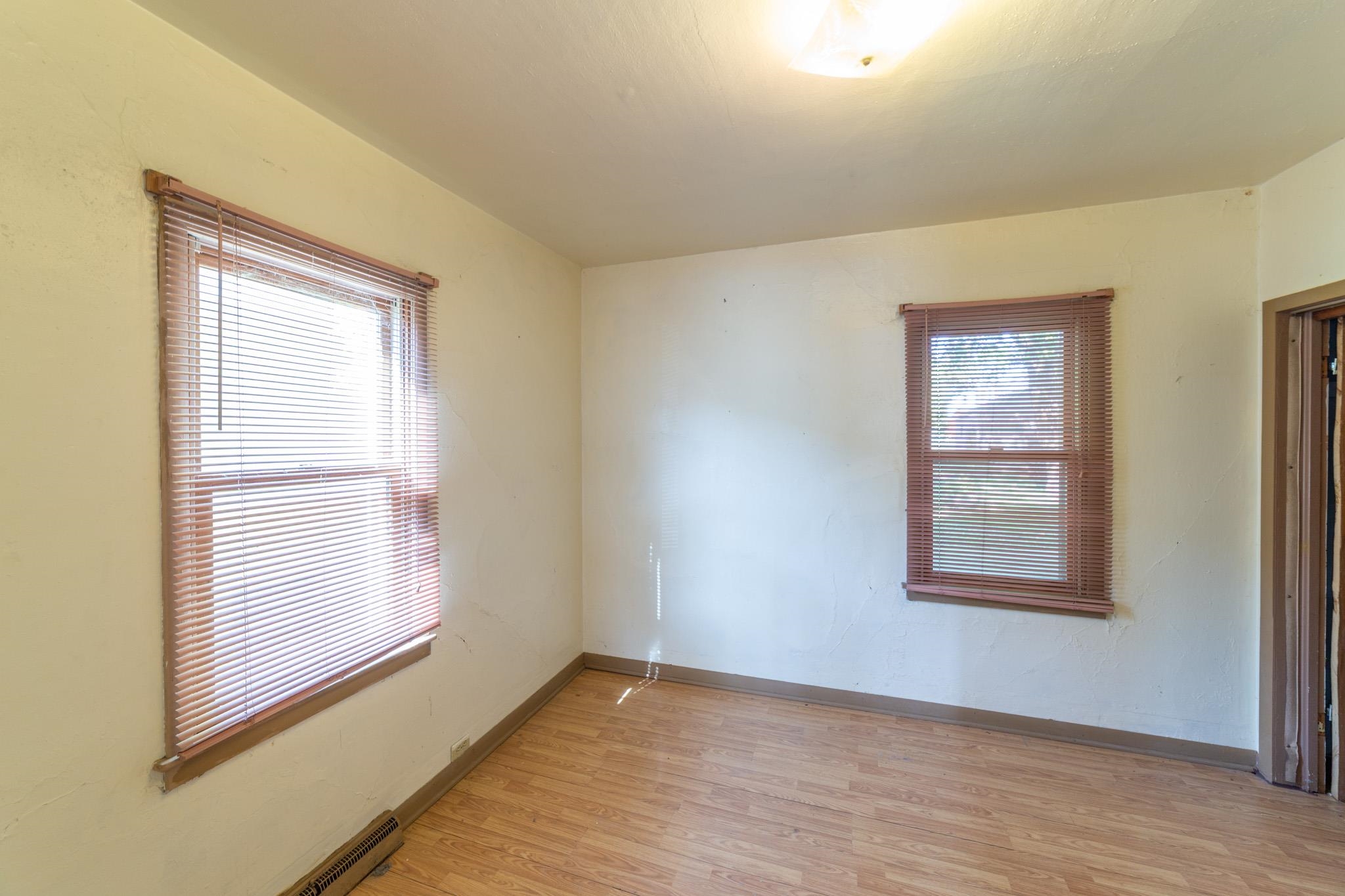 310 N MAPLE AVENUE, Marshfield, Wisconsin 54449, 5 Bedrooms Bedrooms, ,1 BathroomBathrooms,Residential,For Sale,310 N MAPLE AVENUE,22504751